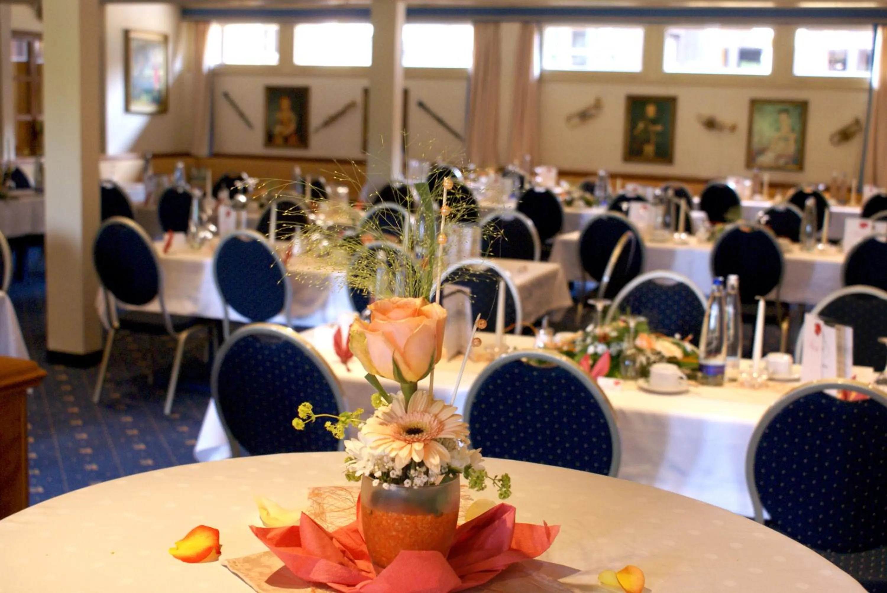 Restaurant/places to eat in Schmelmer Hof Hotel & Resort