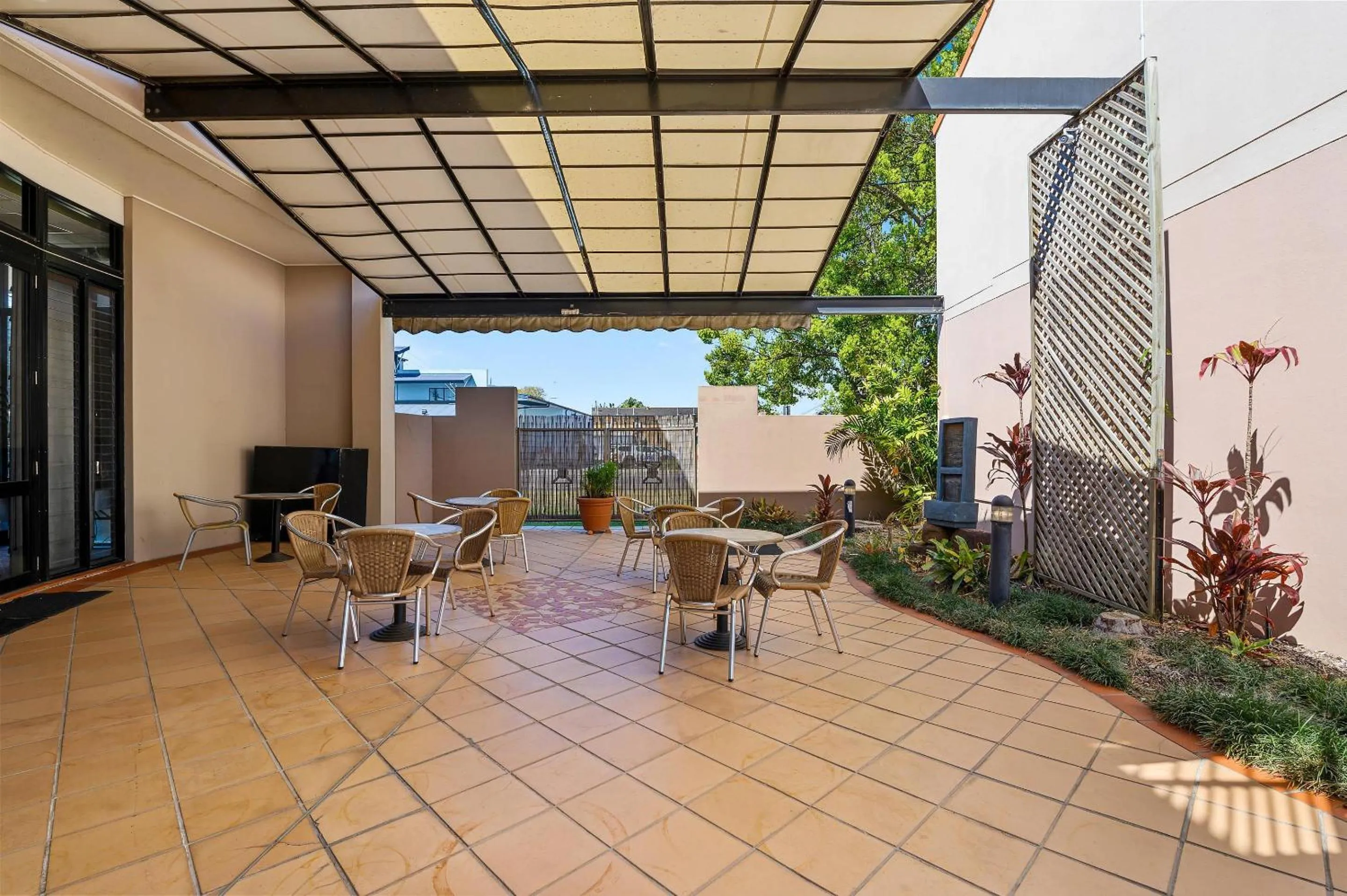 Swimming pool in Comfort Inn Grafton