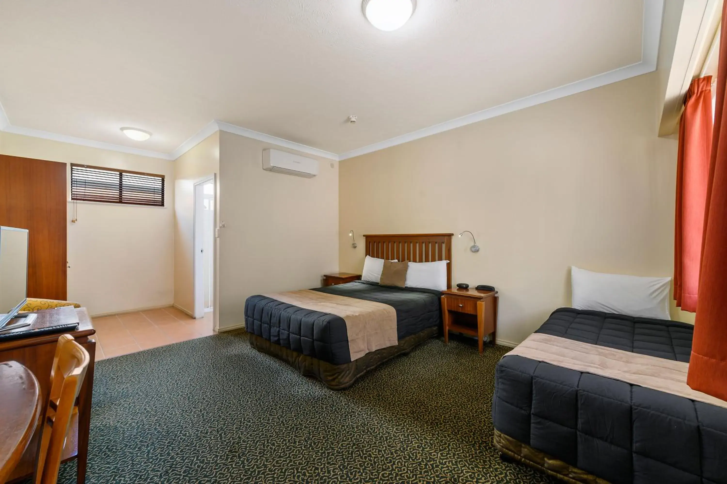 Triple Room - Non Smoking in Comfort Inn Grafton Triple Room - Non Smoking in Comfort Inn Grafton
