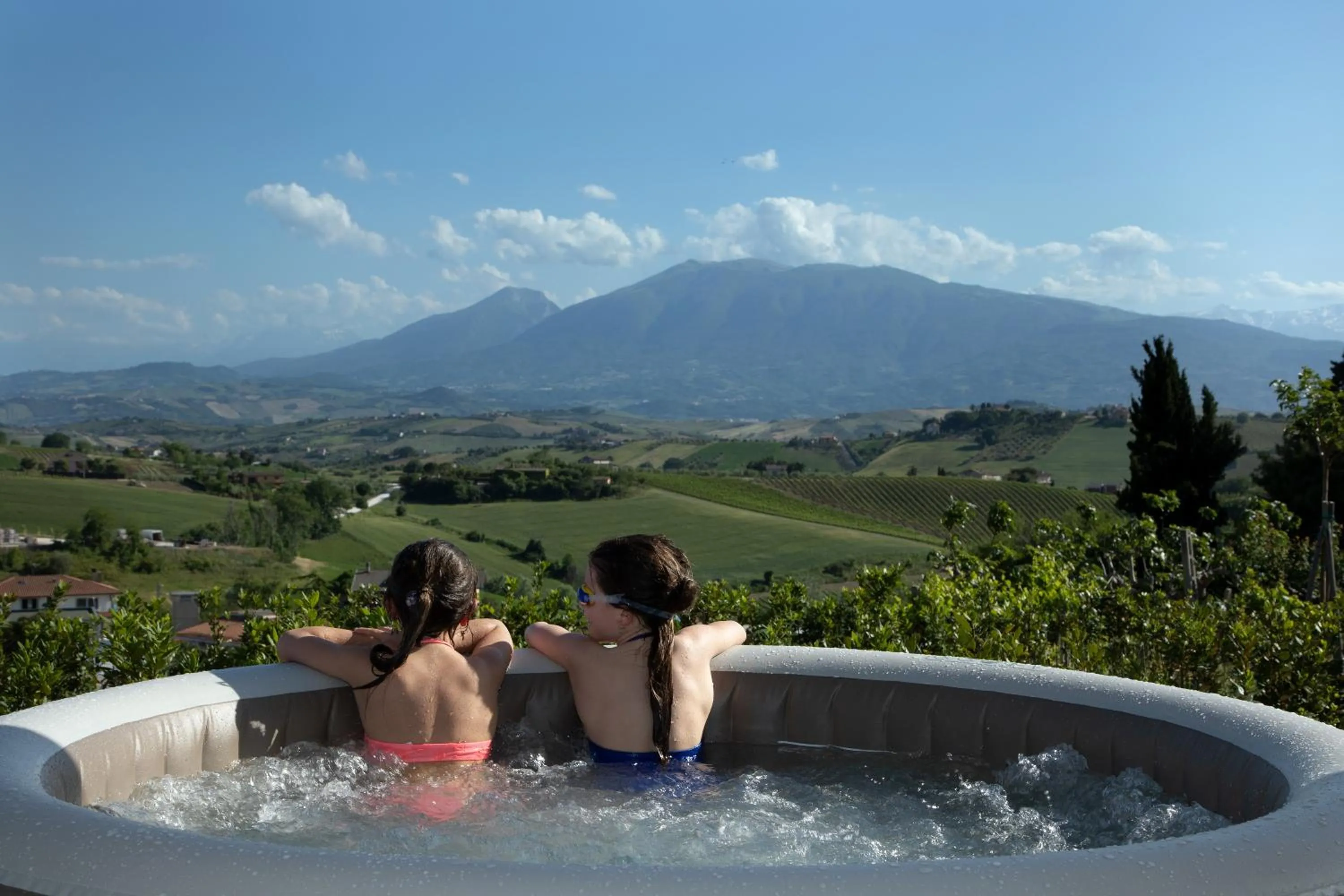 Hot Tub in Residence Borgo Offida