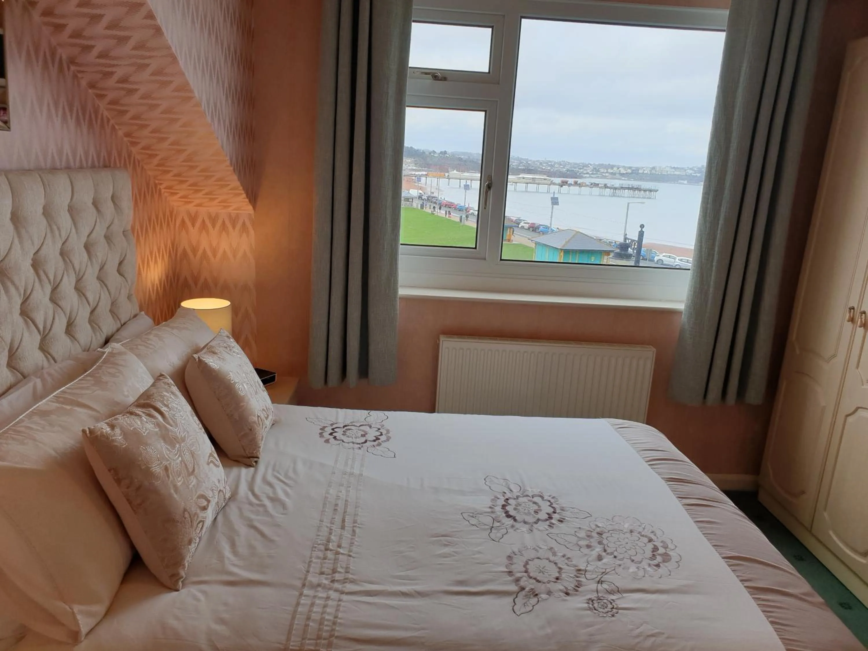 Sea view, Bed in The Sands Hotel