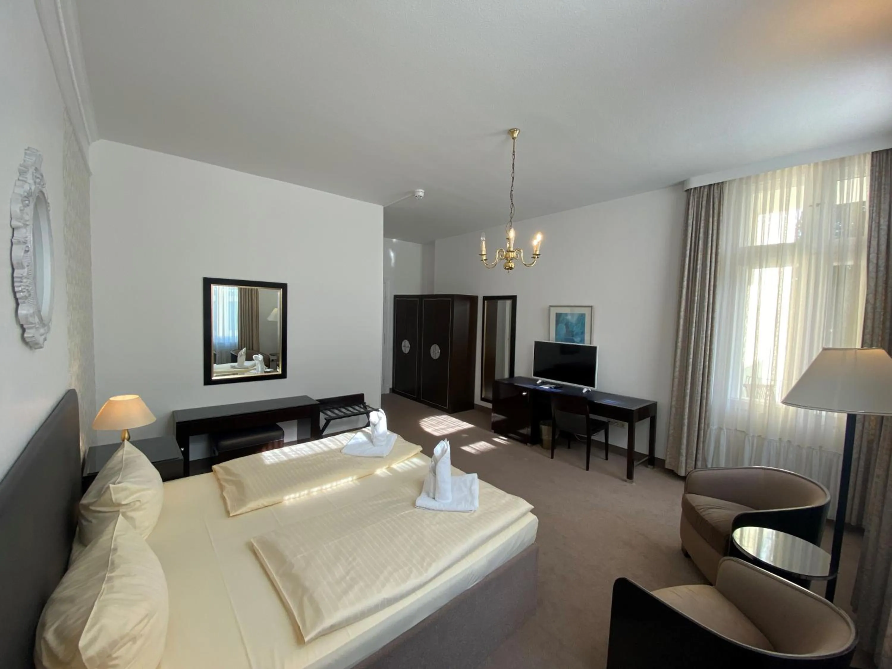 Bed in Hotel Kaiserhof