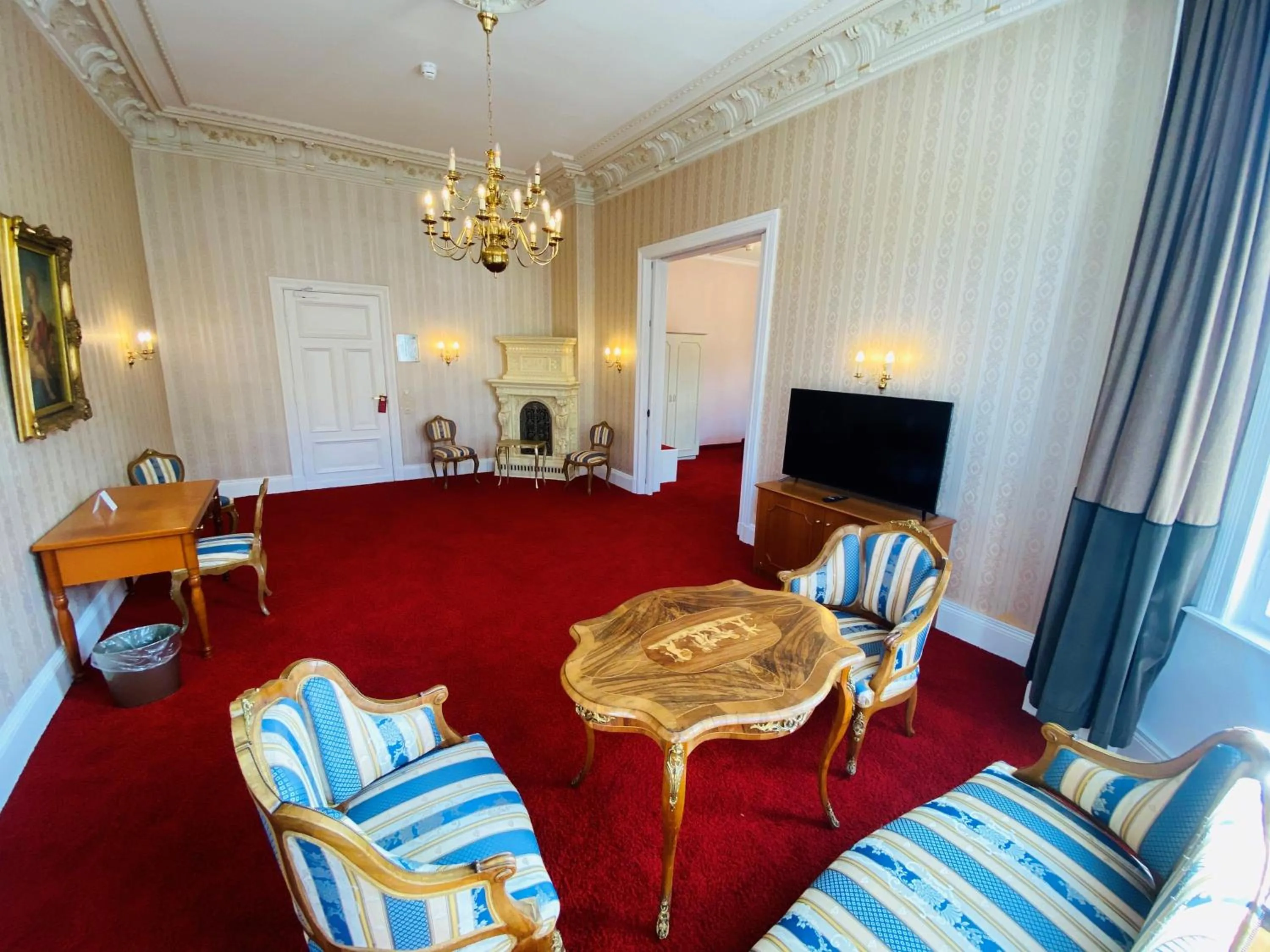 Day in Hotel Kaiserhof