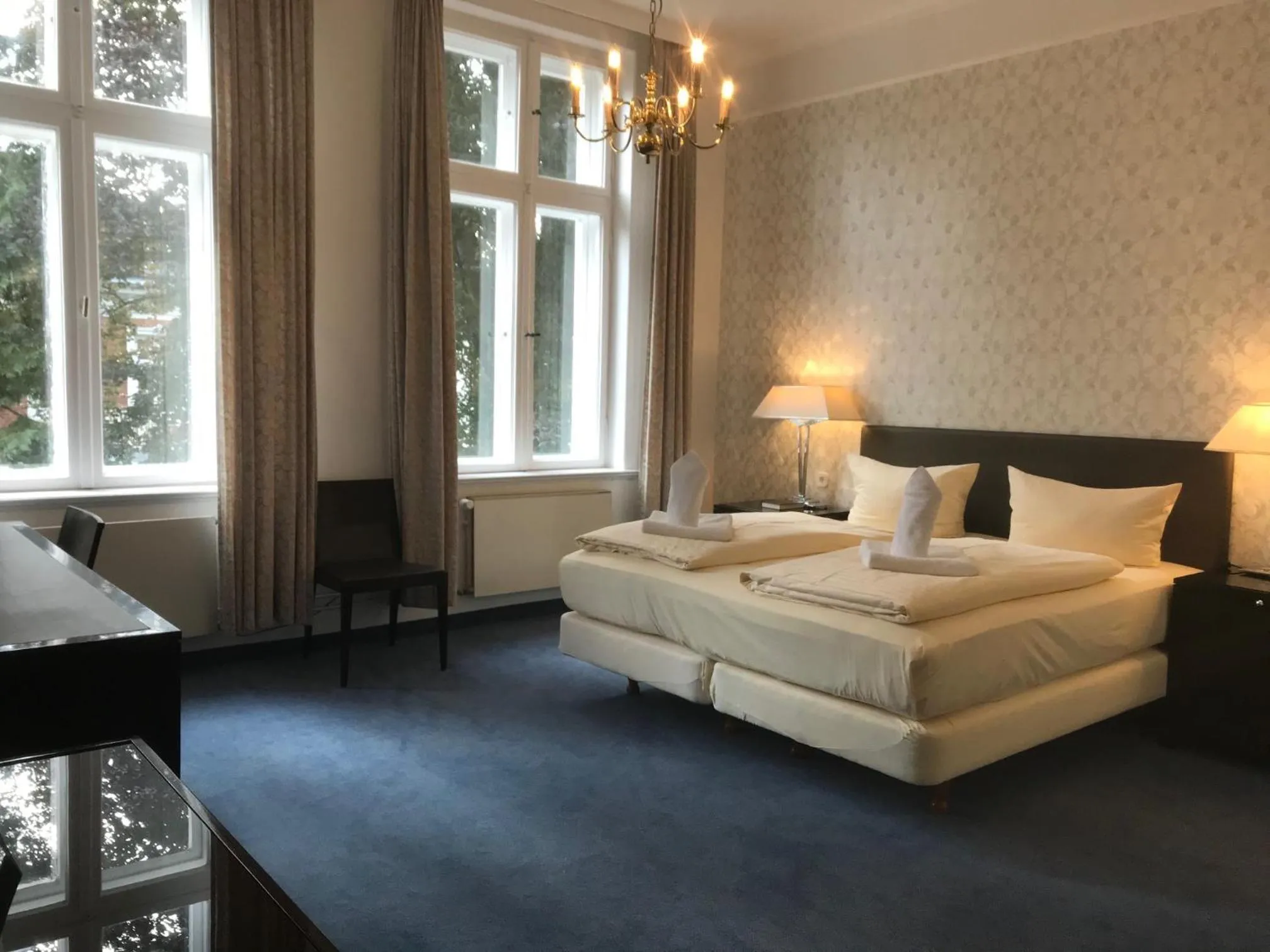 Other, Bed in Hotel Kaiserhof