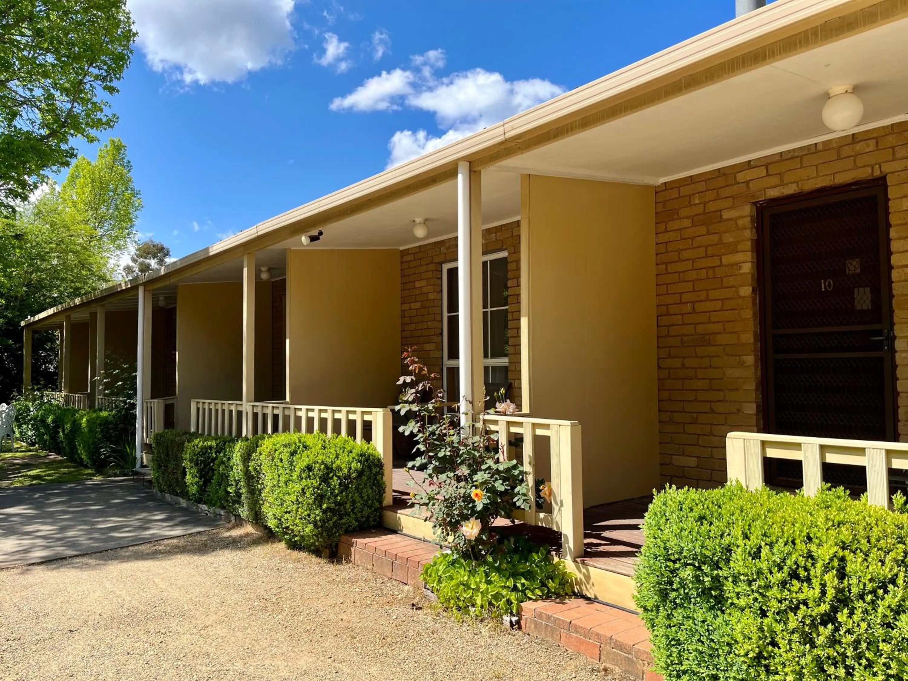 Bright Avenue Motor Inn