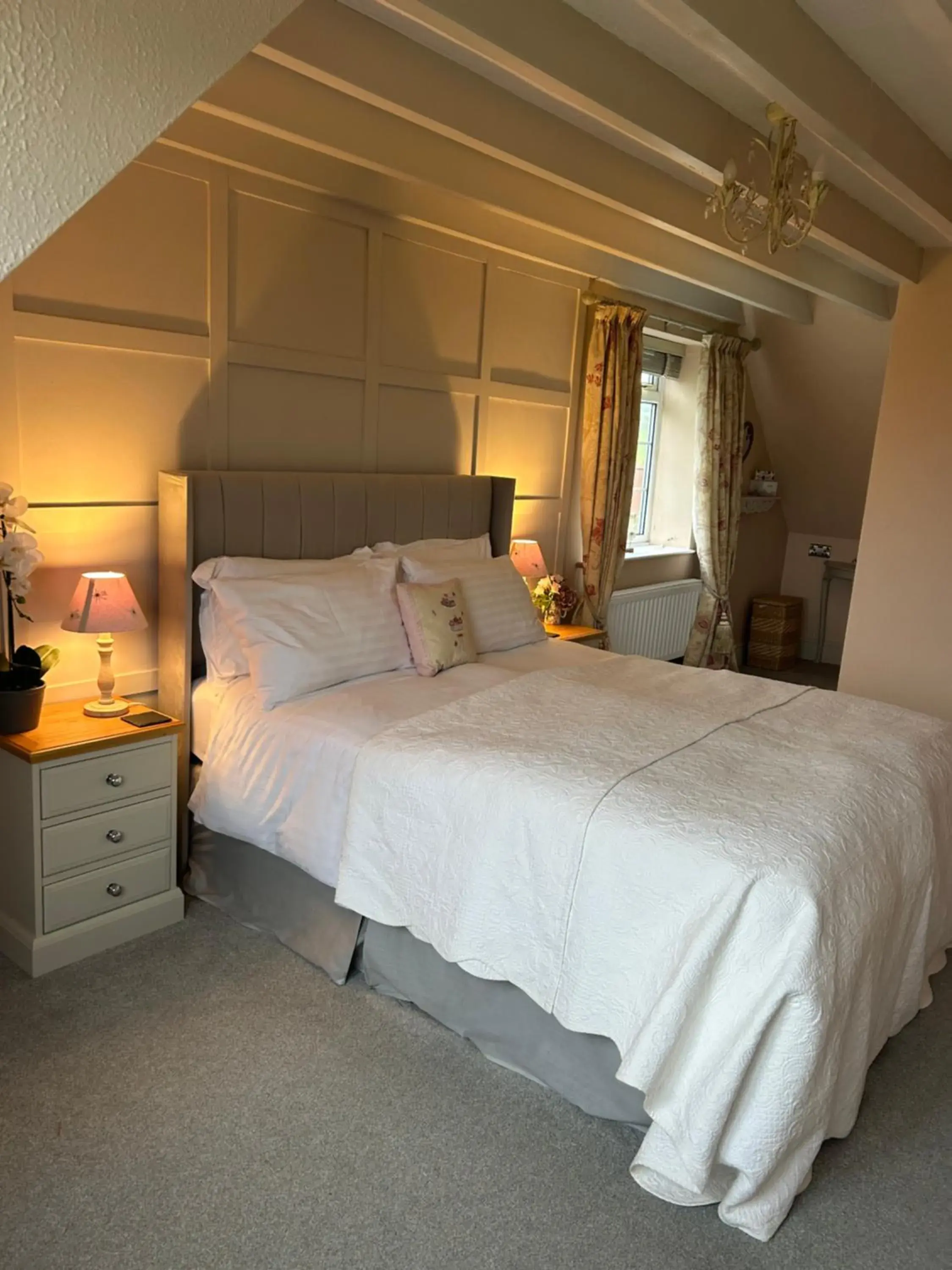 King Room in Ticketyboo Suites King Room in Ticketyboo Suites