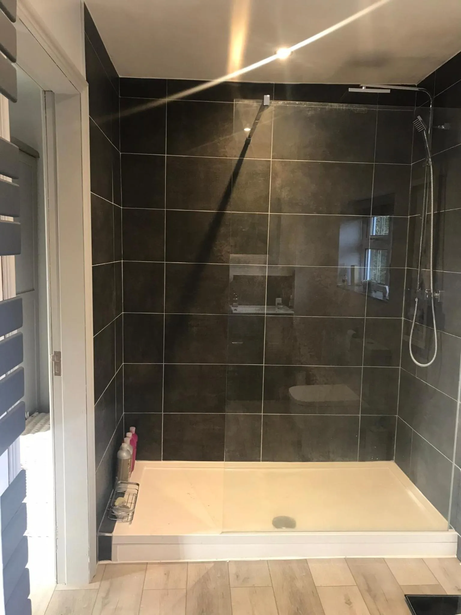 Bathroom in Ticketyboo Suites