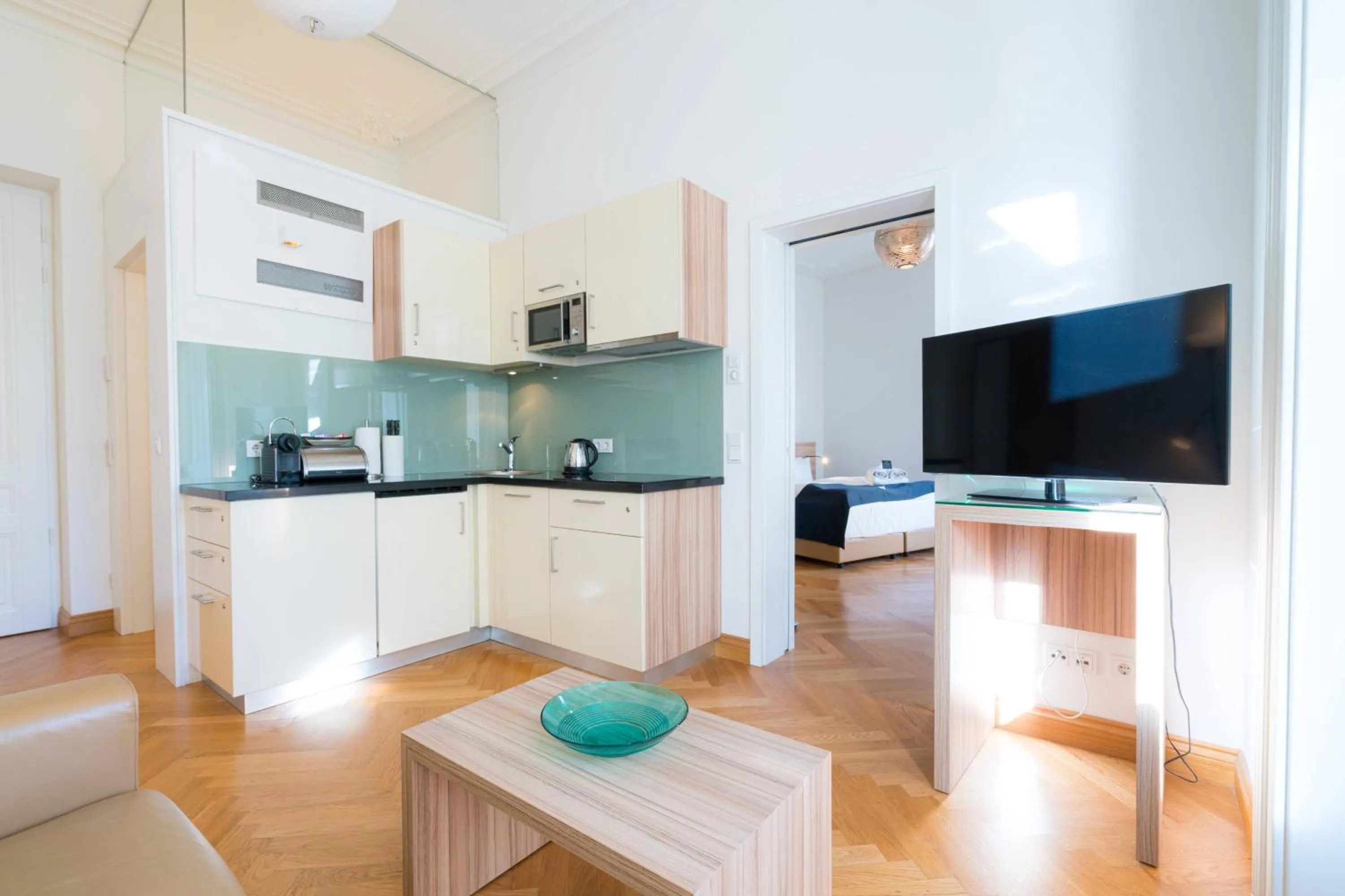 Vienna Residence, City Hall - Parliament