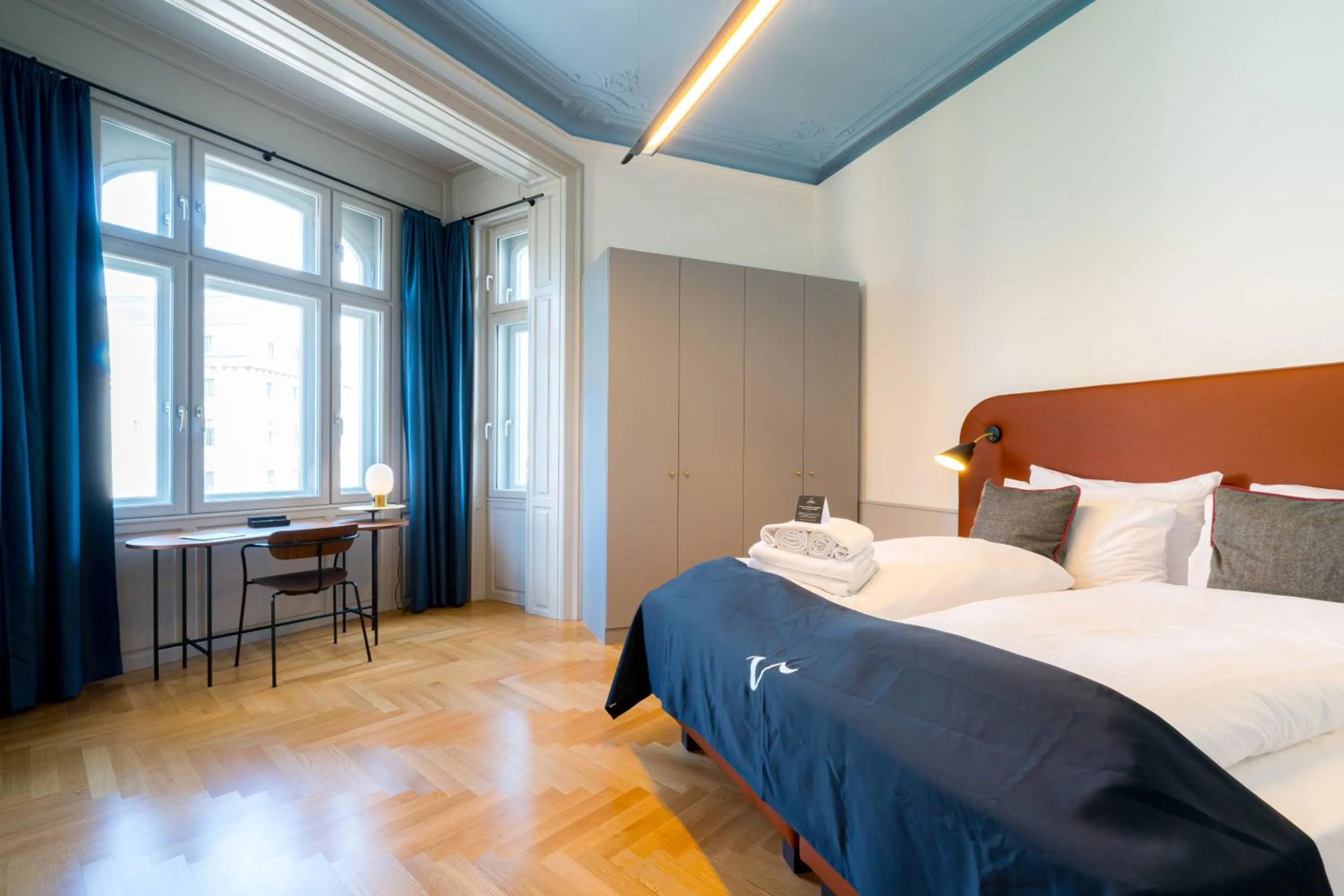 Bed in Vienna Residence, City Hall - Parliament