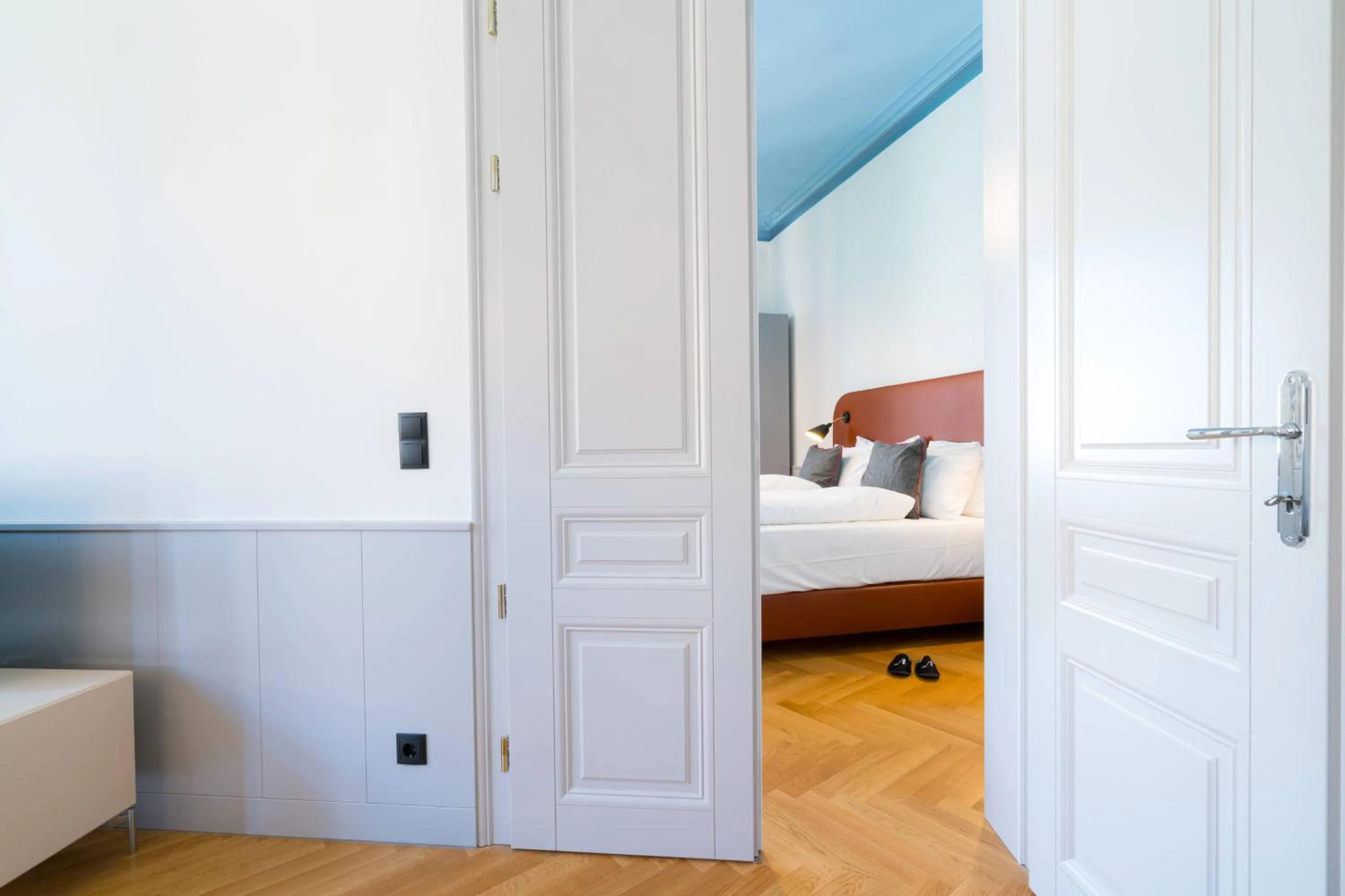 Bed in Vienna Residence, City Hall - Parliament