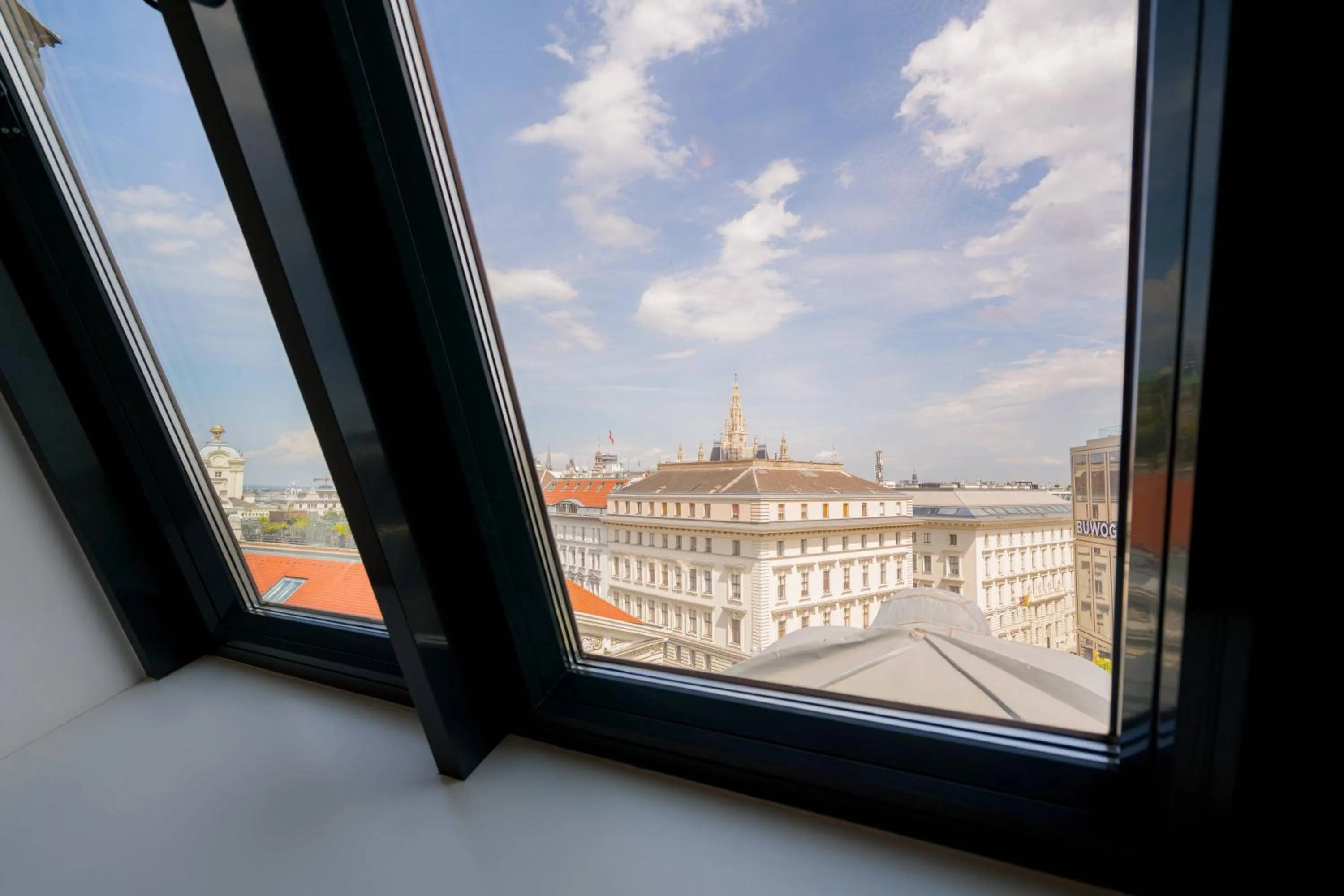 Vienna Residence, City Hall - Parliament
