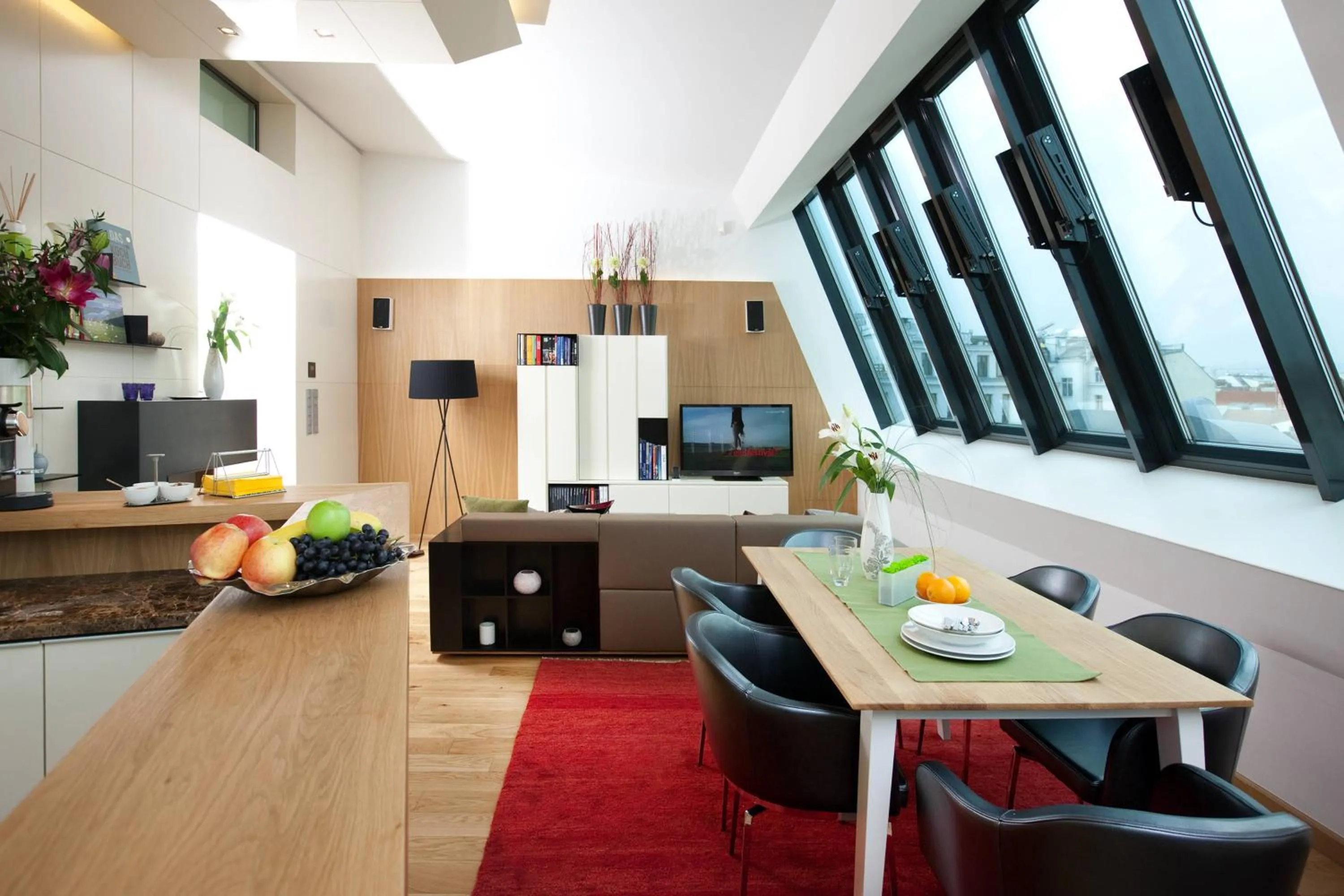 Vienna Residence, City Hall - Parliament