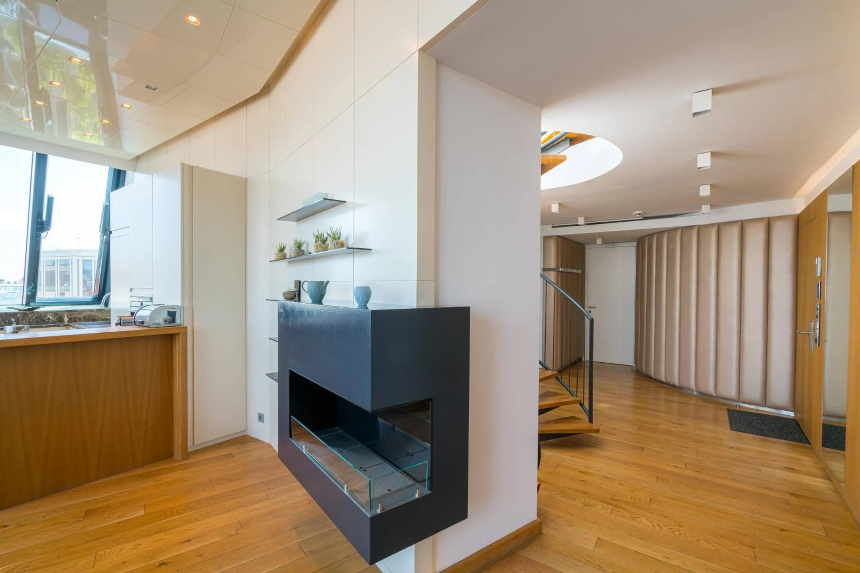 Vienna Residence, City Hall - Parliament