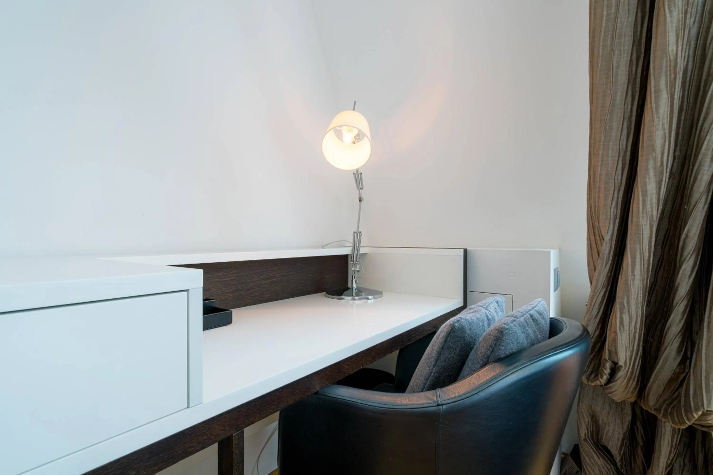 Vienna Residence, City Hall - Parliament