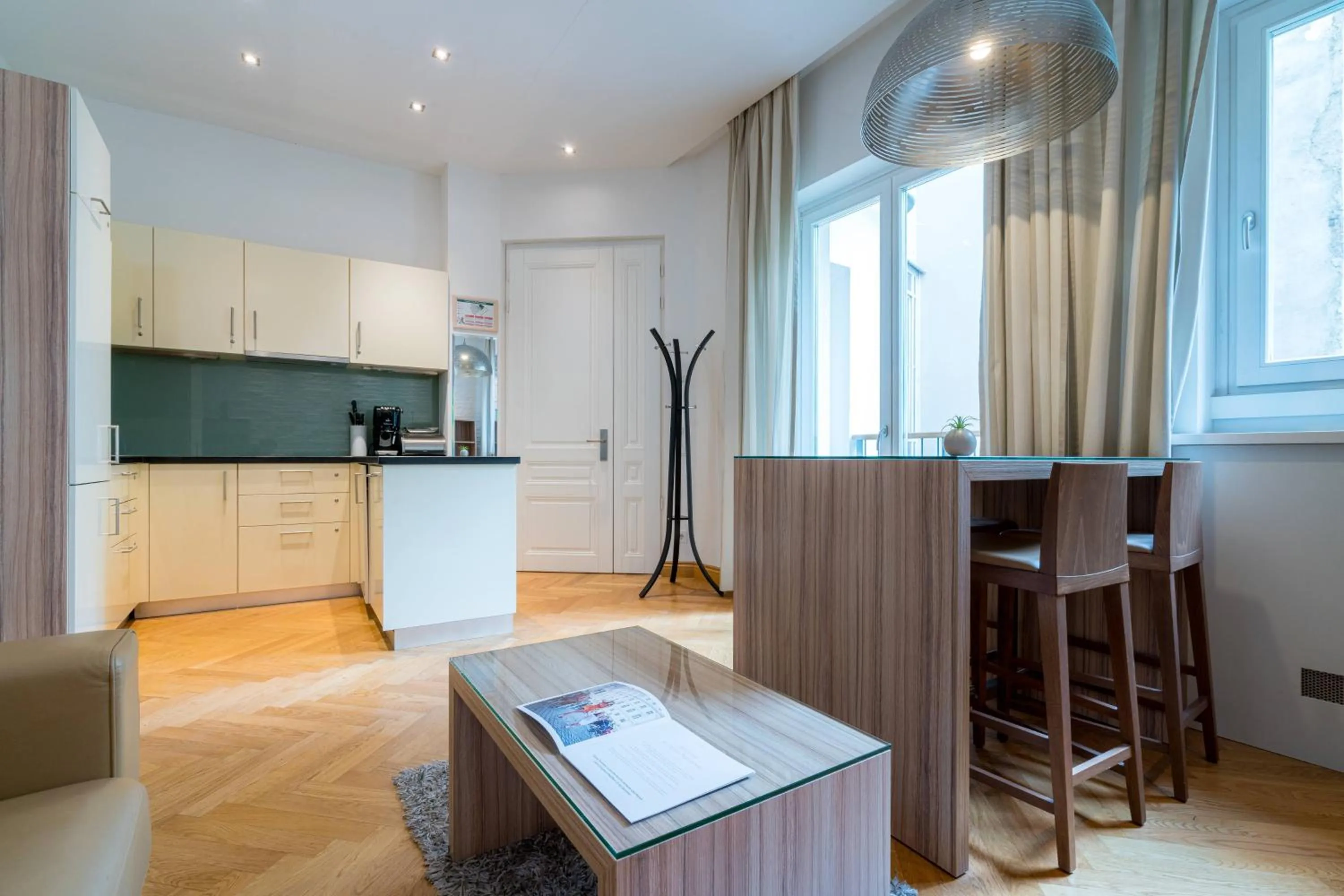 Vienna Residence, City Hall - Parliament