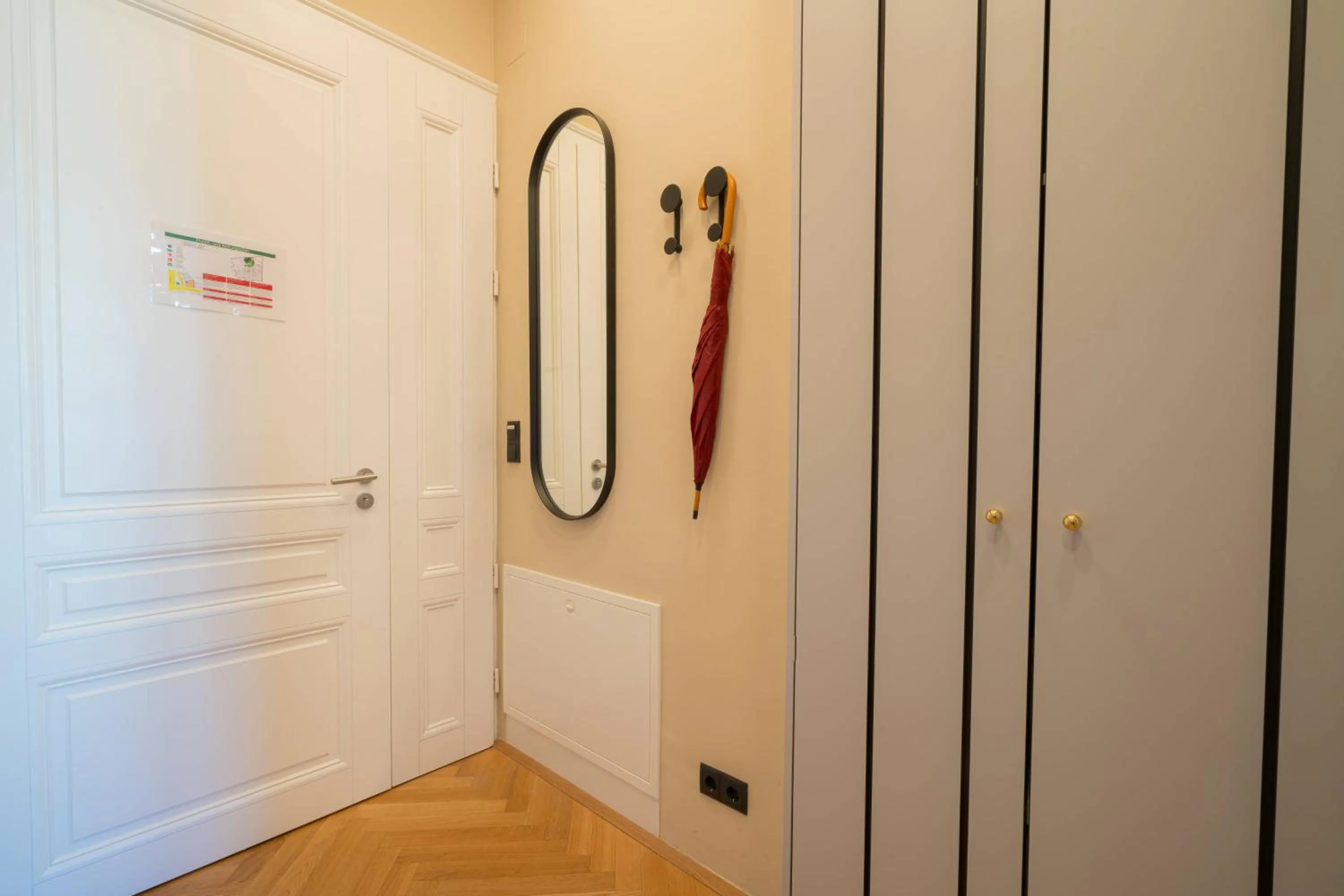 Vienna Residence, City Hall - Parliament