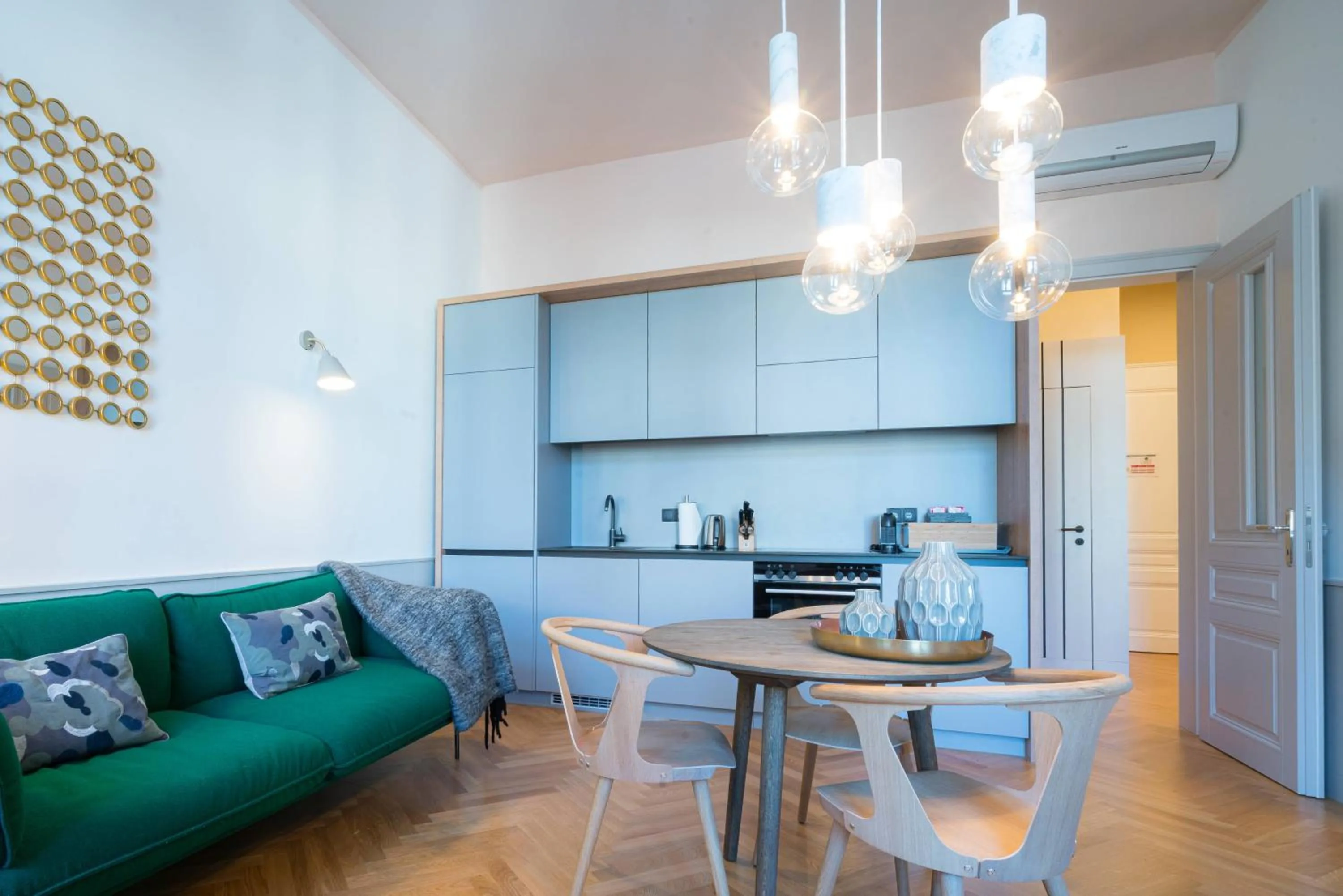 Vienna Residence, City Hall - Parliament