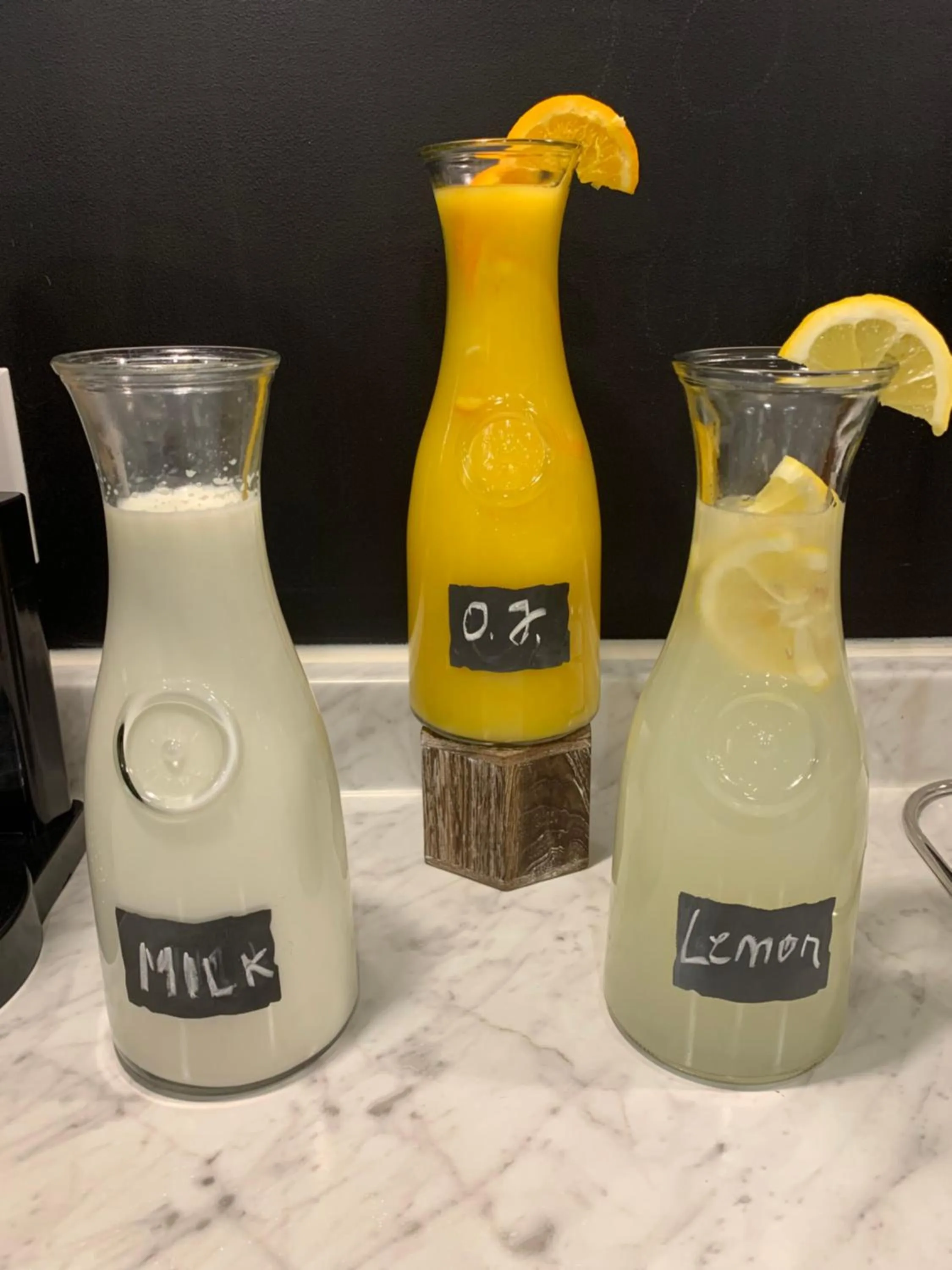 Drinks in Stratus Suites Boutique Hotel