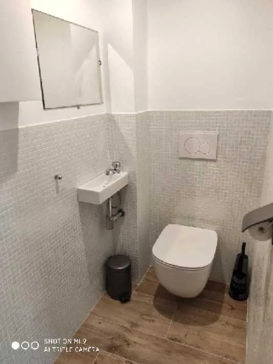 Toilet in Les Terres Rouges 06