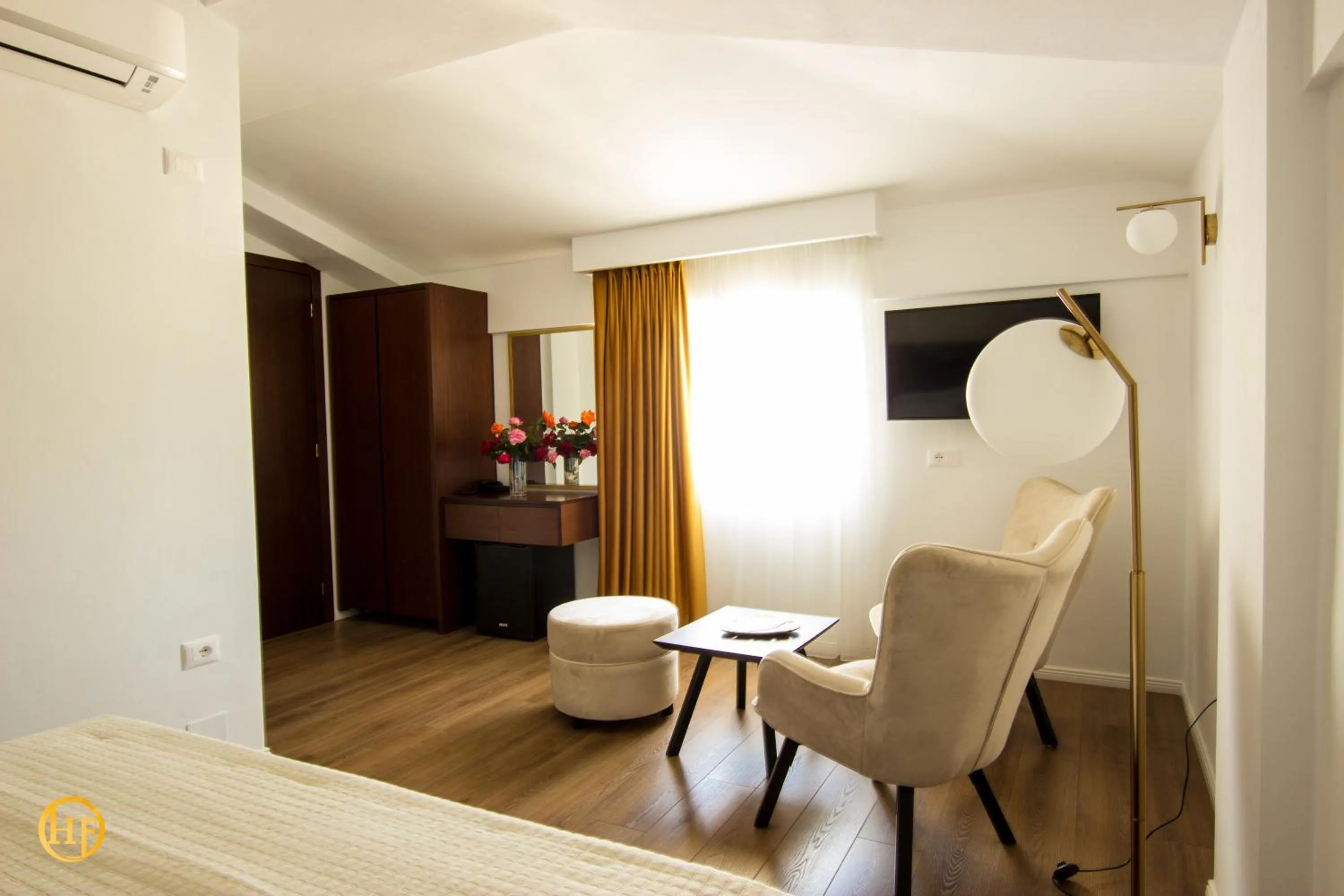 Seating area in Hotel Fantasy