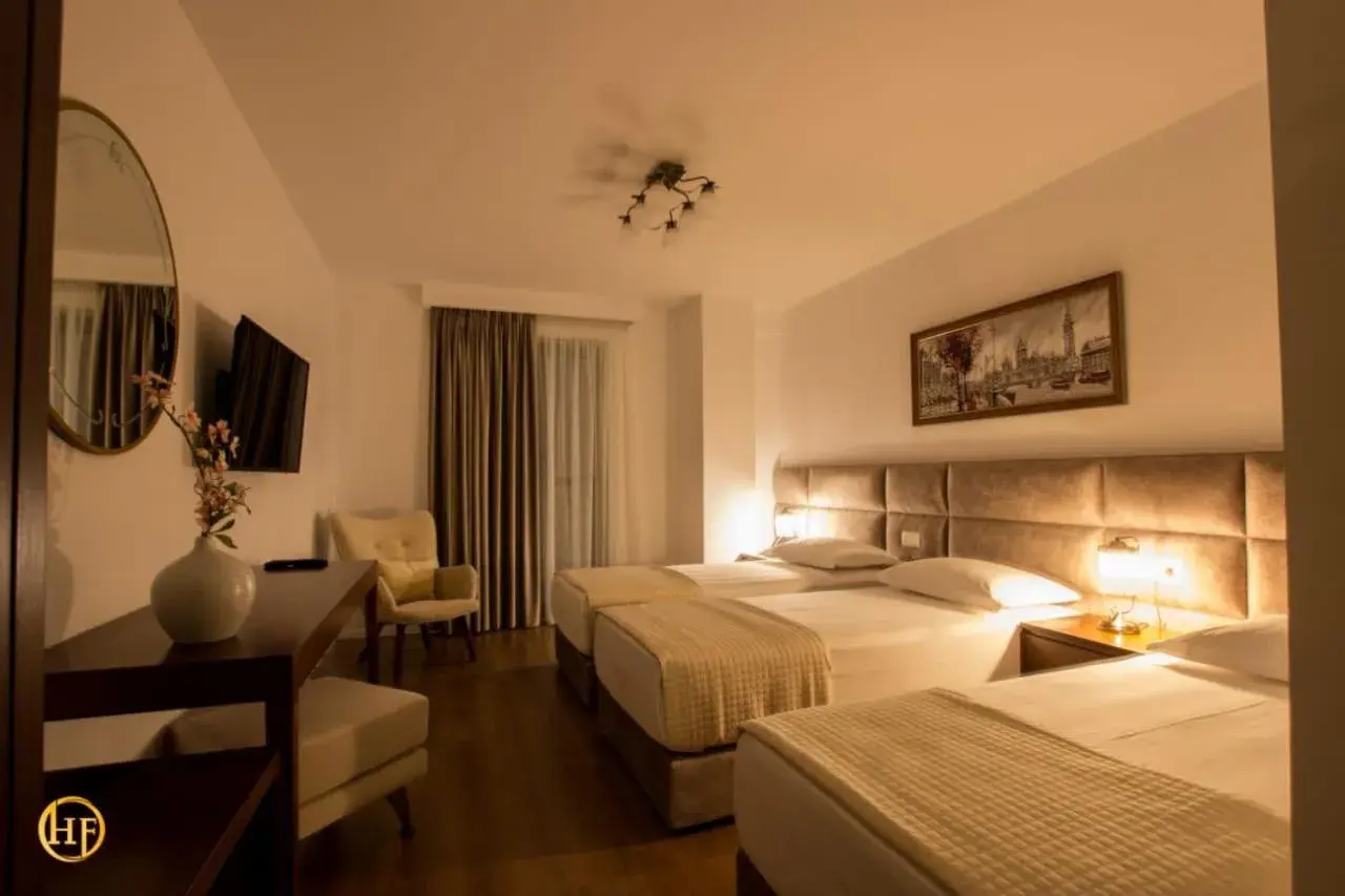 Triple Room with Balcony in Hotel Fantasy Triple Room with Balcony in Hotel Fantasy