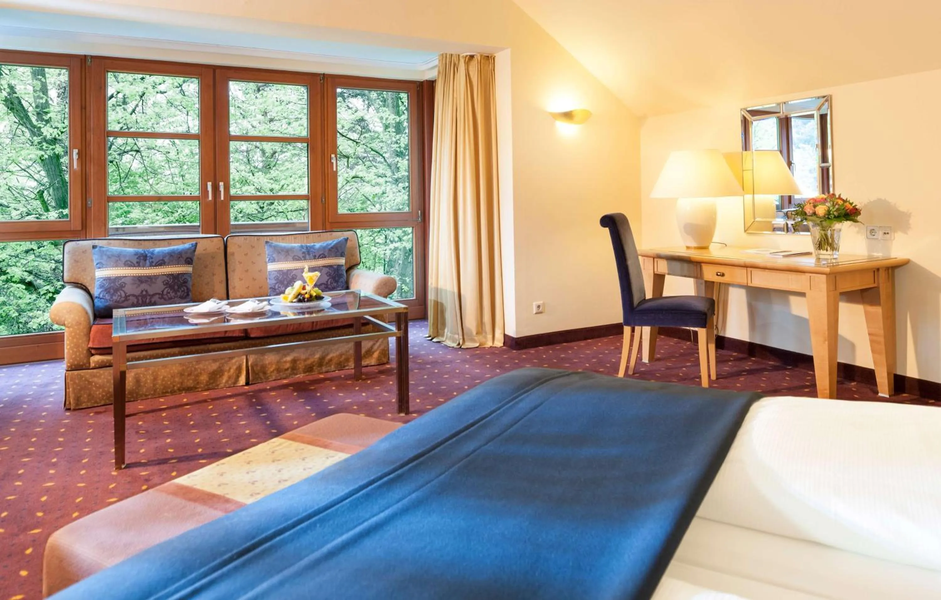 Photo of the whole room, Bed in Dorint Venusberg Bonn