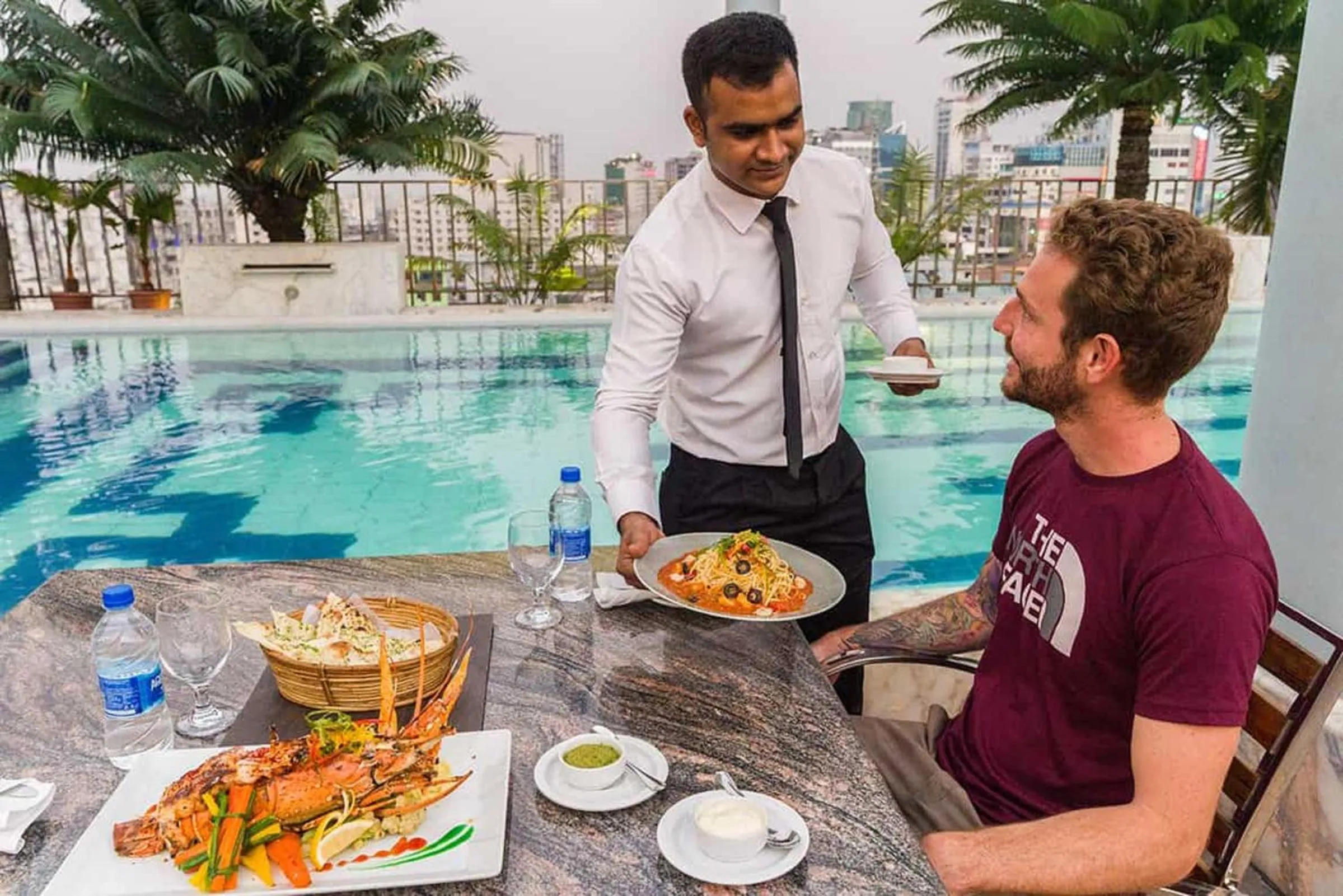 Restaurant/places to eat in FARS Hotel & Resorts - BAR-Buffet-Pool-SPA