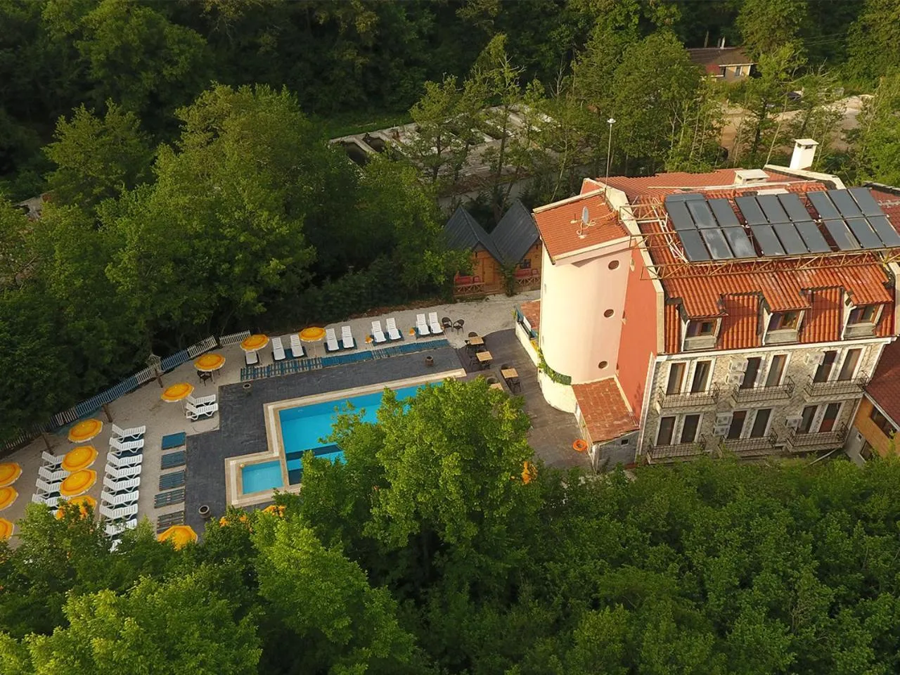 Swimming pool in Butterfly Butik Hotel
