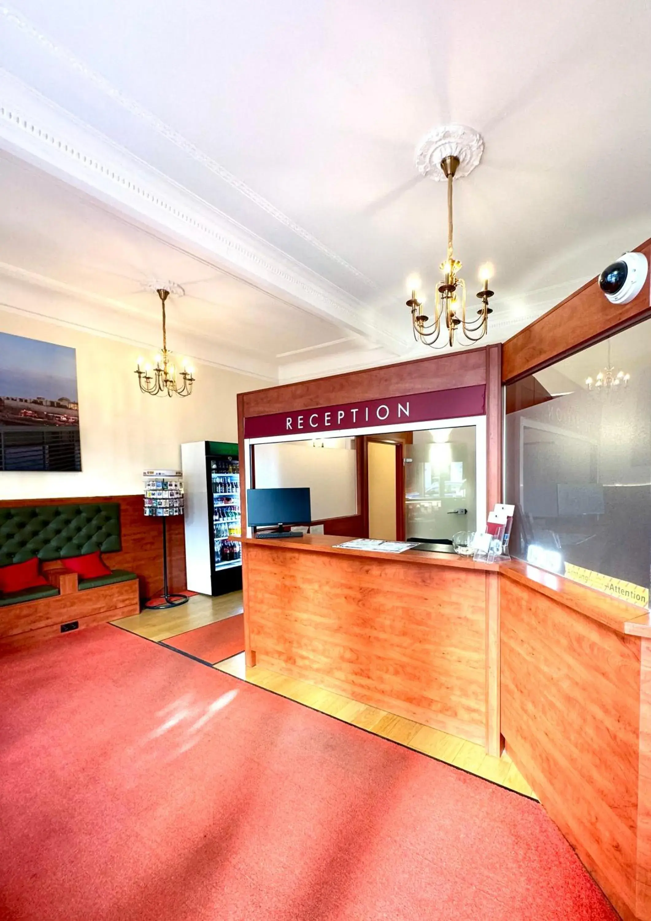 Lobby or reception in Kurfürst am Kurfürstendamm Lobby or reception in Kurfürst am Kurfürstendamm