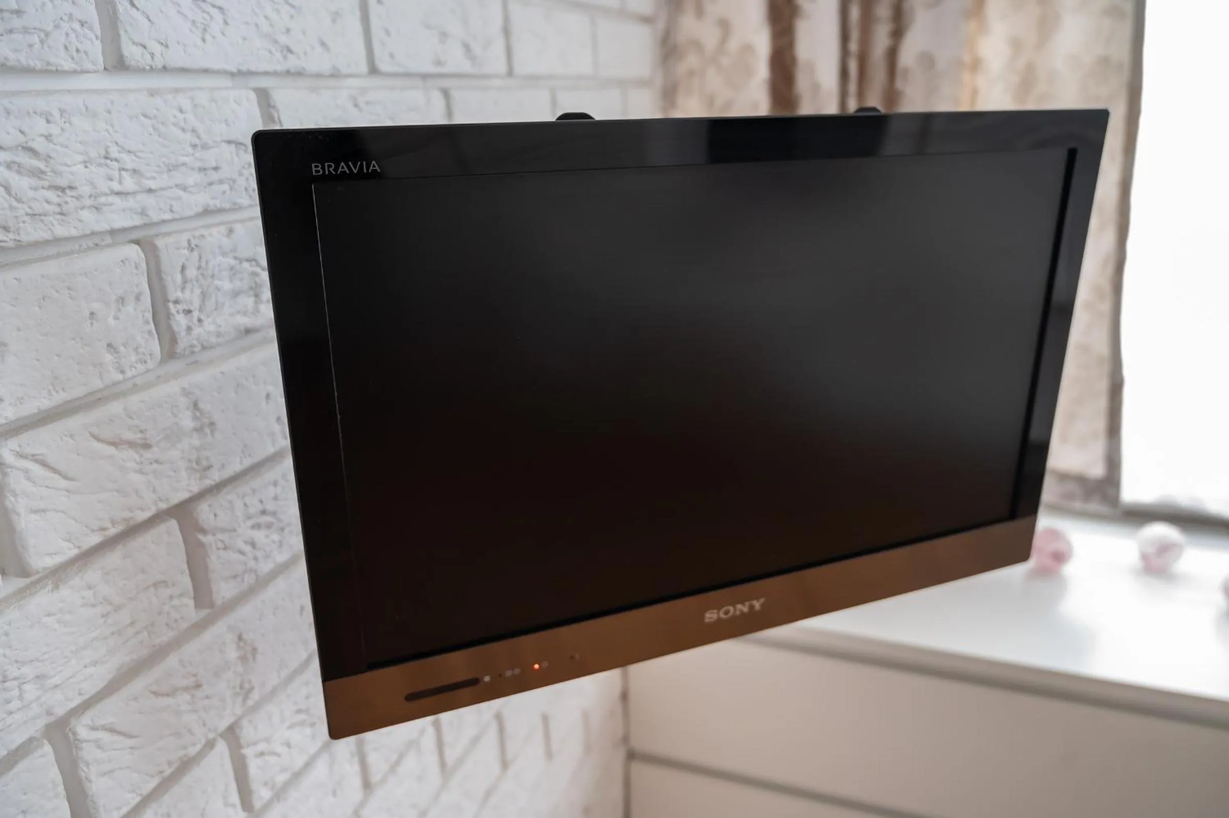 TV and multimedia in Tamka 40 Prywatne mieszkanie w pobliżu Starego Miasta i Stadionu Narodowego 100m od metra Nowy Świat Samodzielne Zameldowanie! Self Check-in System!