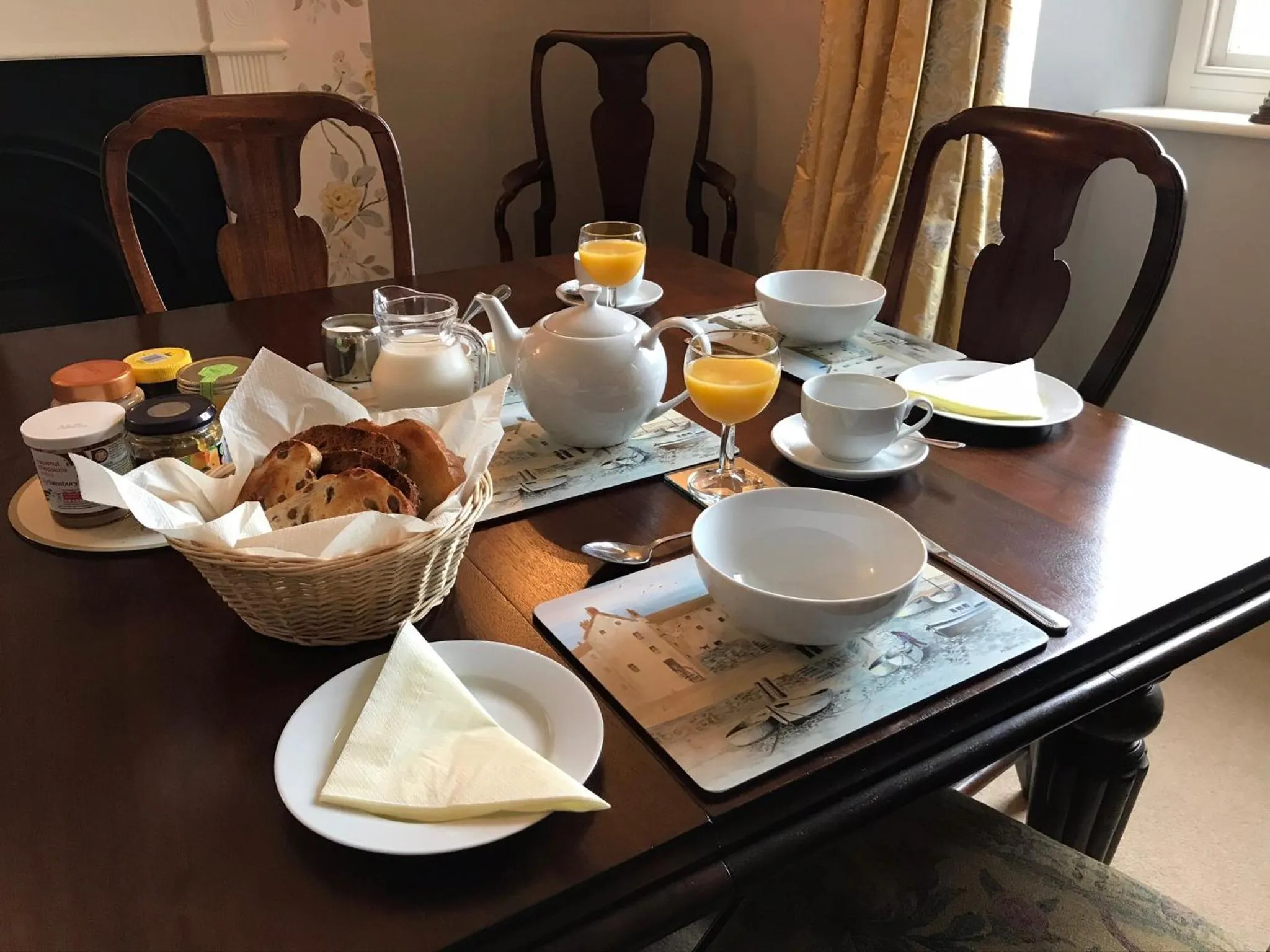 Breakfast in Tregiffian Farm B&B