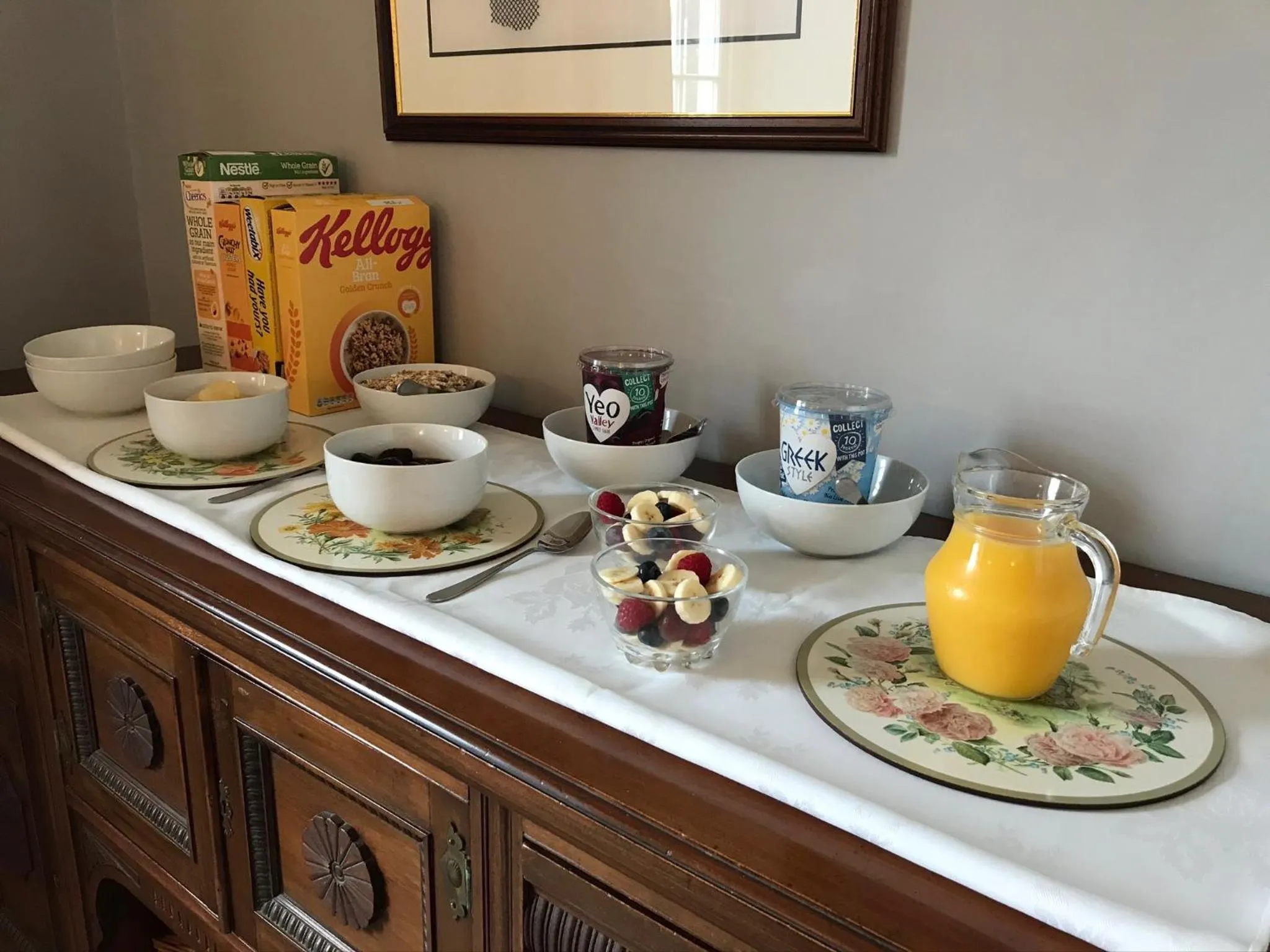 Breakfast in Tregiffian Farm B&B