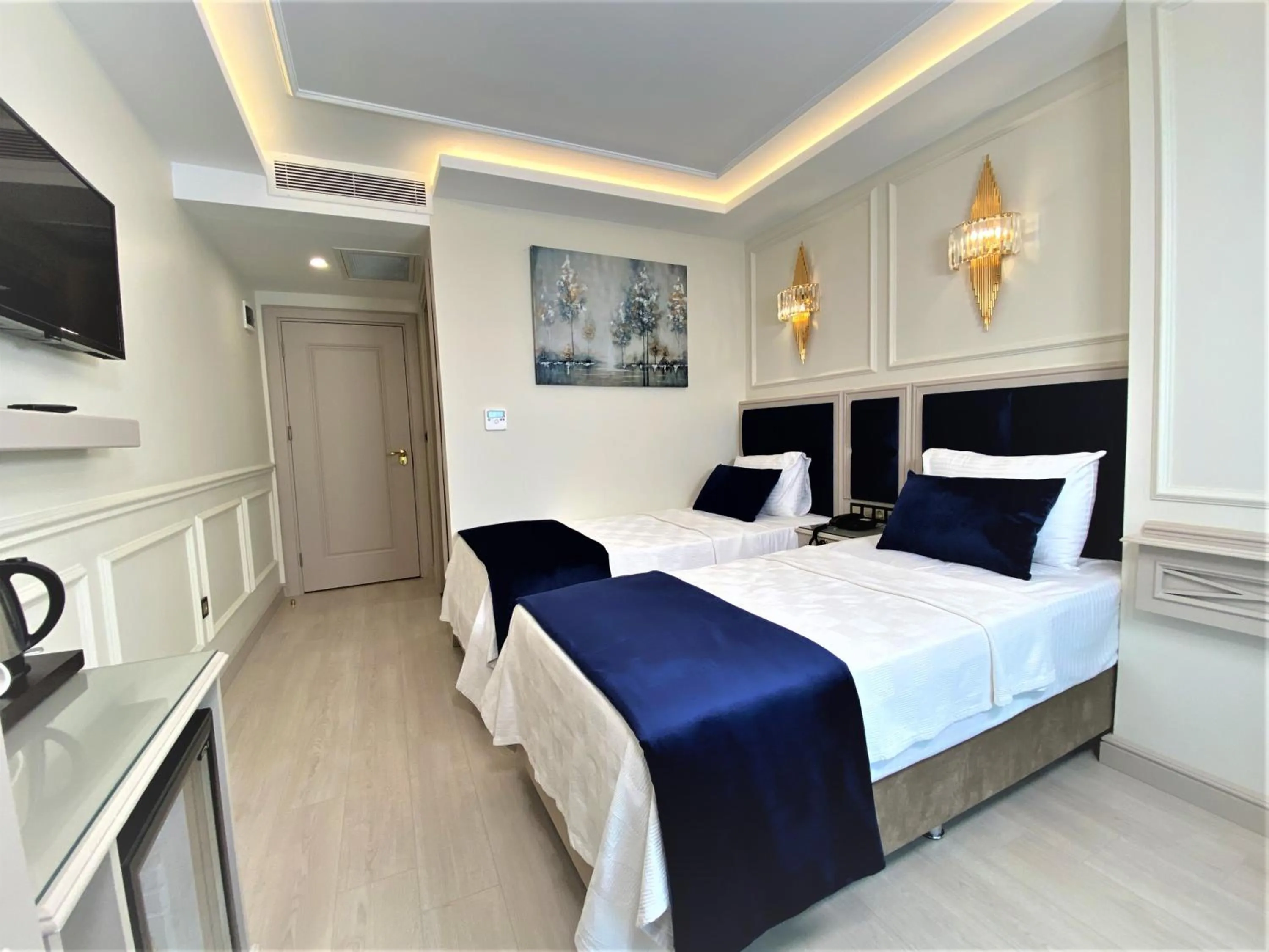 Photo of the whole room, Bed in OMMA HOTEL