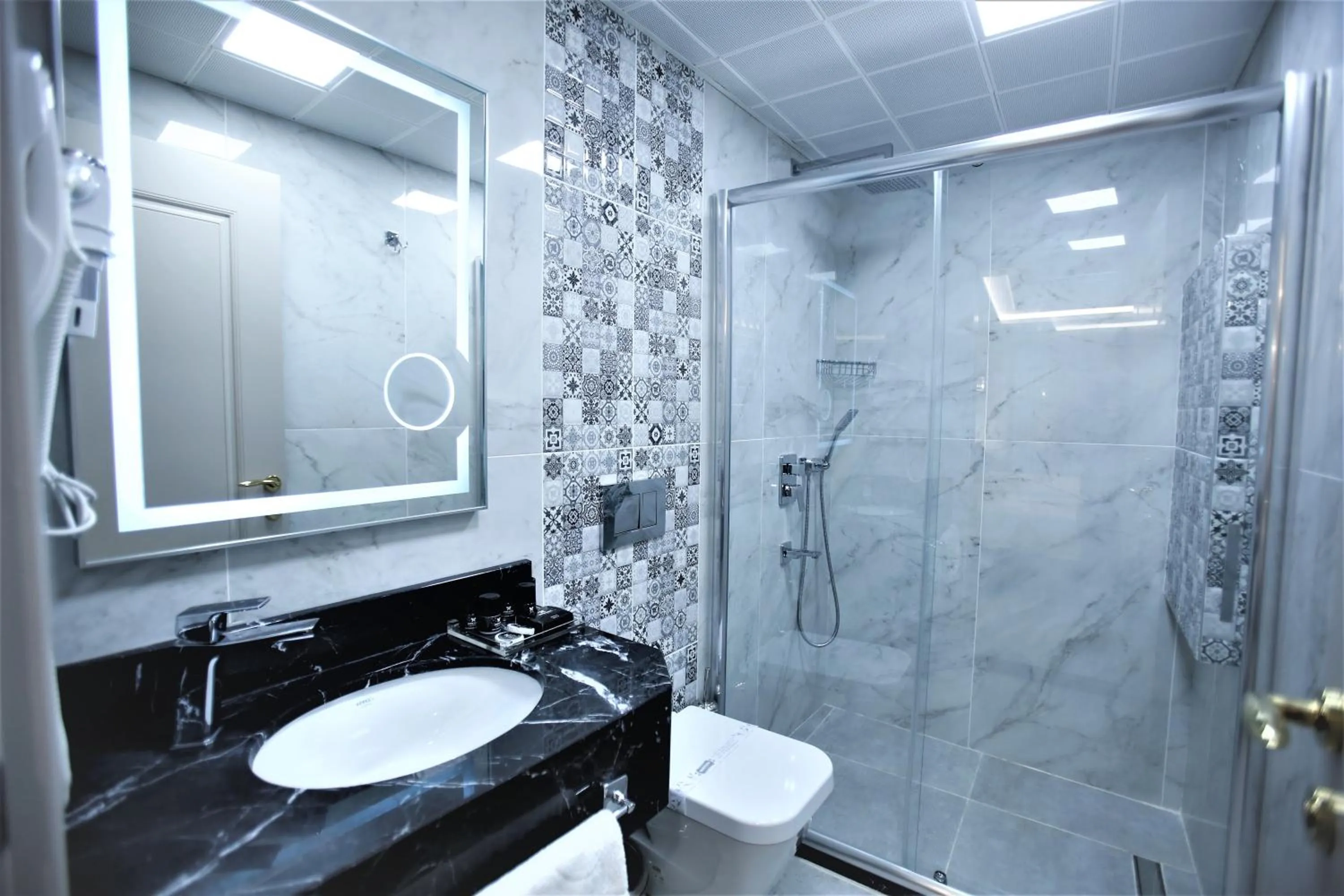 Bathroom in OMMA HOTEL