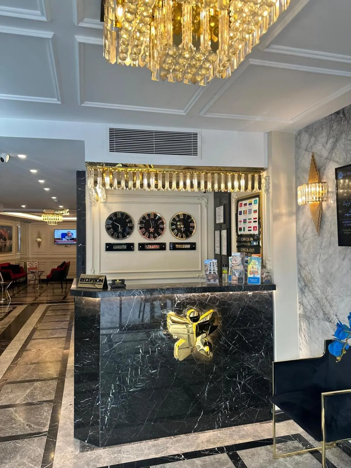 Lobby or reception in OMMA HOTEL