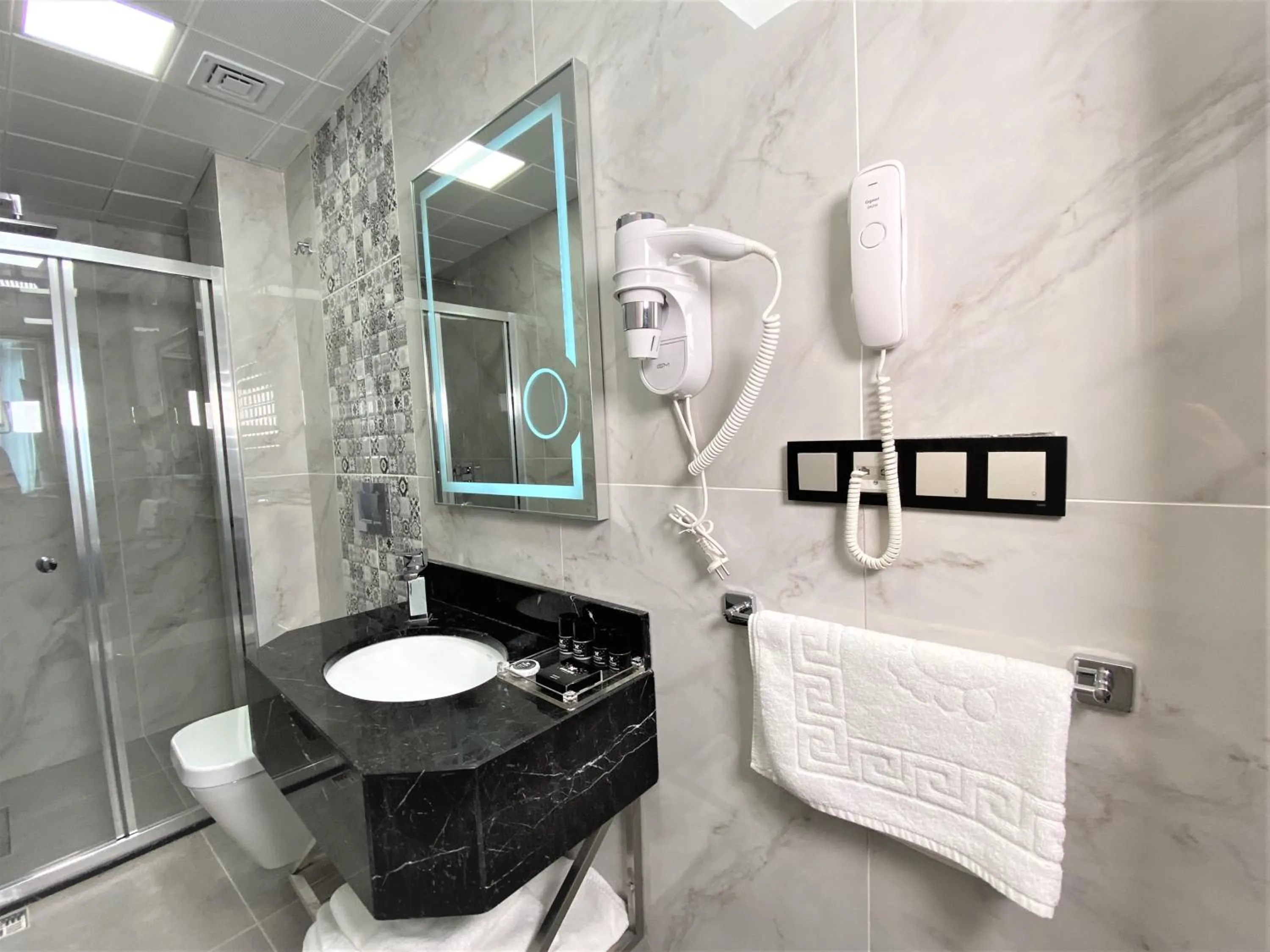 Bathroom in OMMA HOTEL