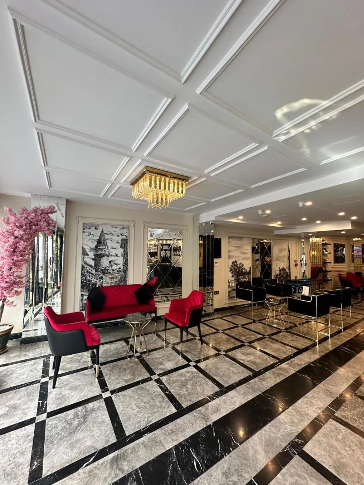 Lobby or reception in OMMA HOTEL