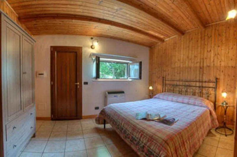 Bed in Villa dei Pini