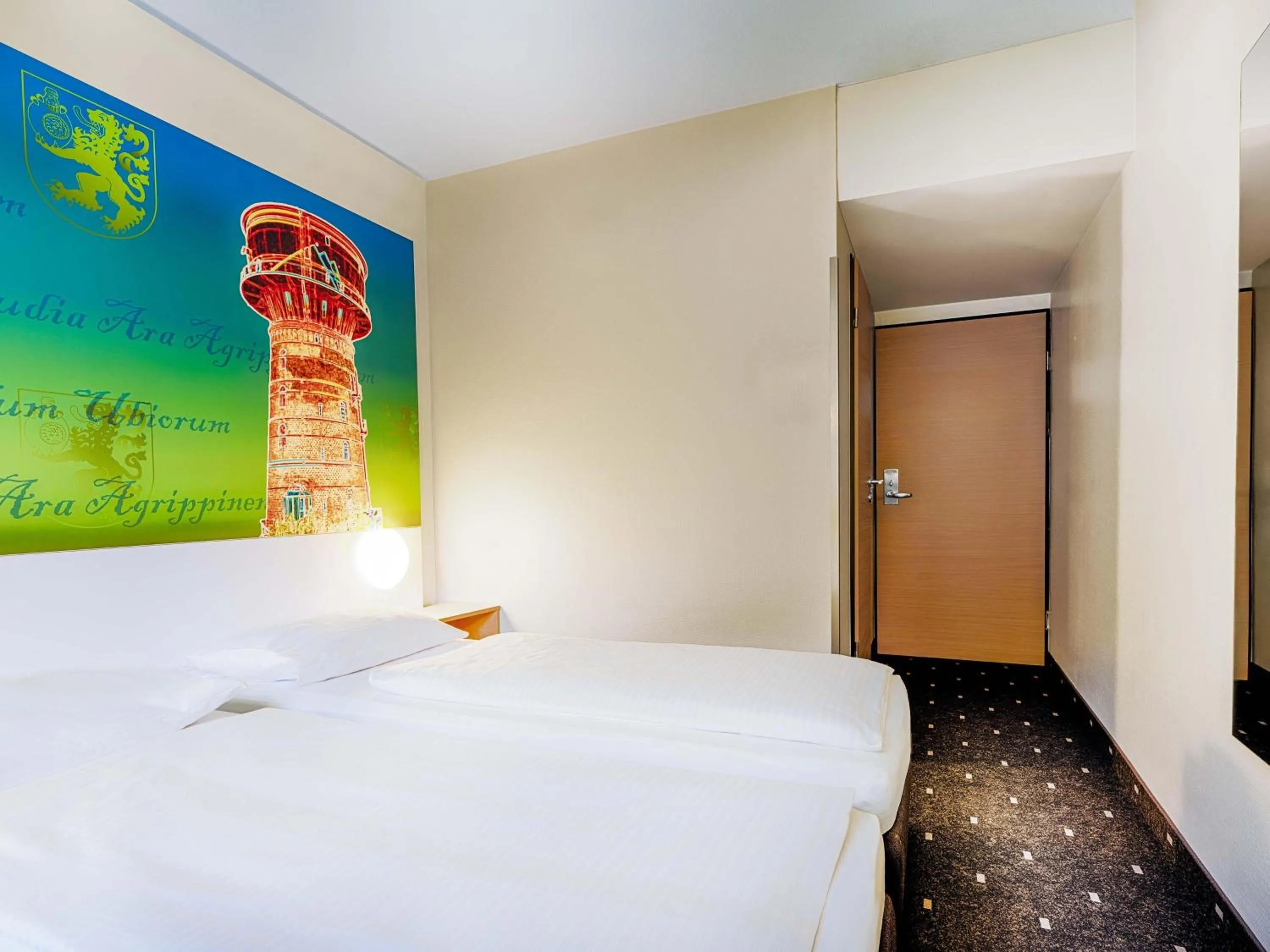 Photo of the whole room, Bed in B&B HOTEL Köln-Frechen