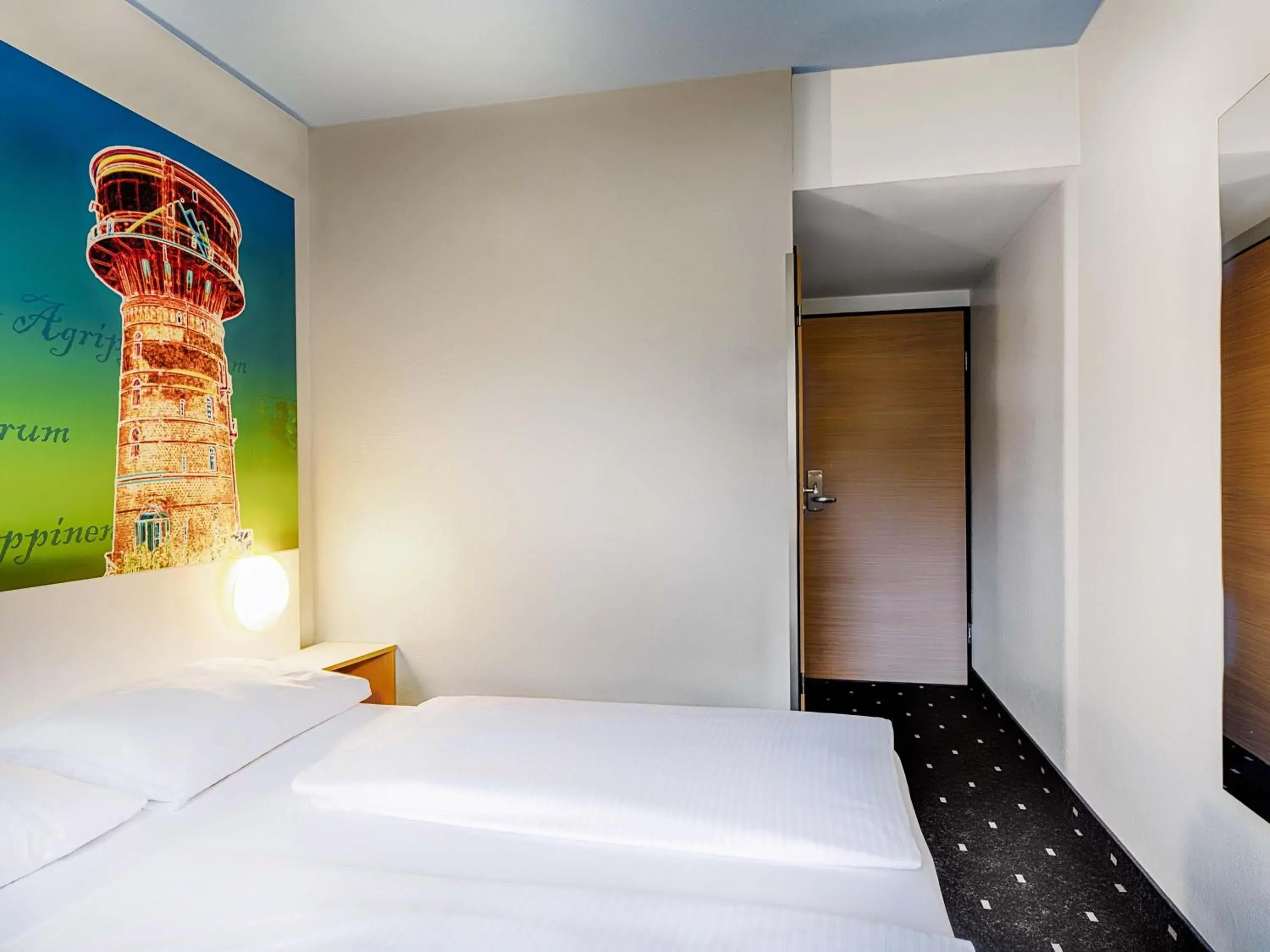 Photo of the whole room, Bed in B&B HOTEL Köln-Frechen Photo of the whole room, Bed in B&B HOTEL Köln-Frechen