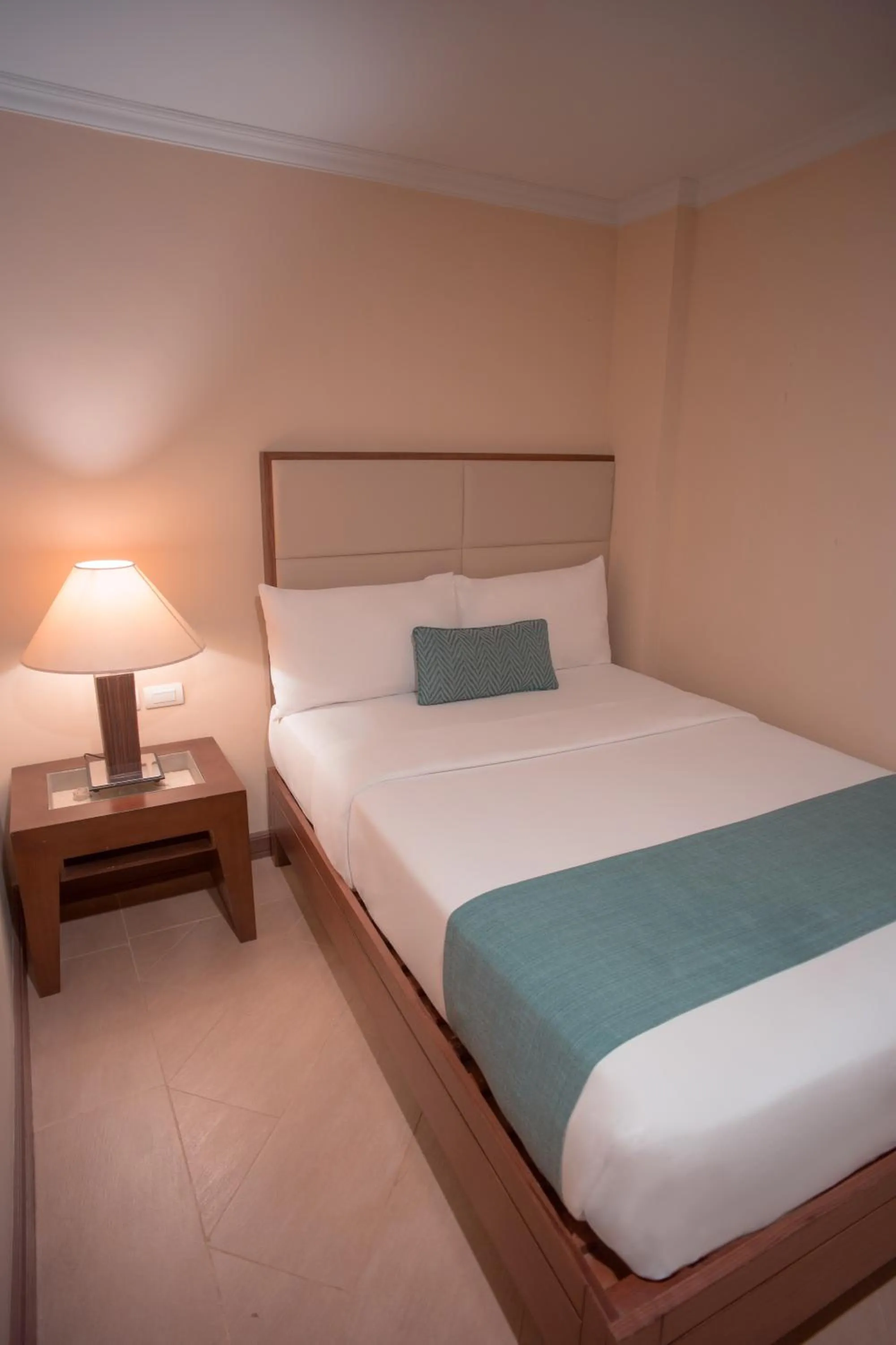 Bedroom, Bed in Boracay Mandarin Island Hotel