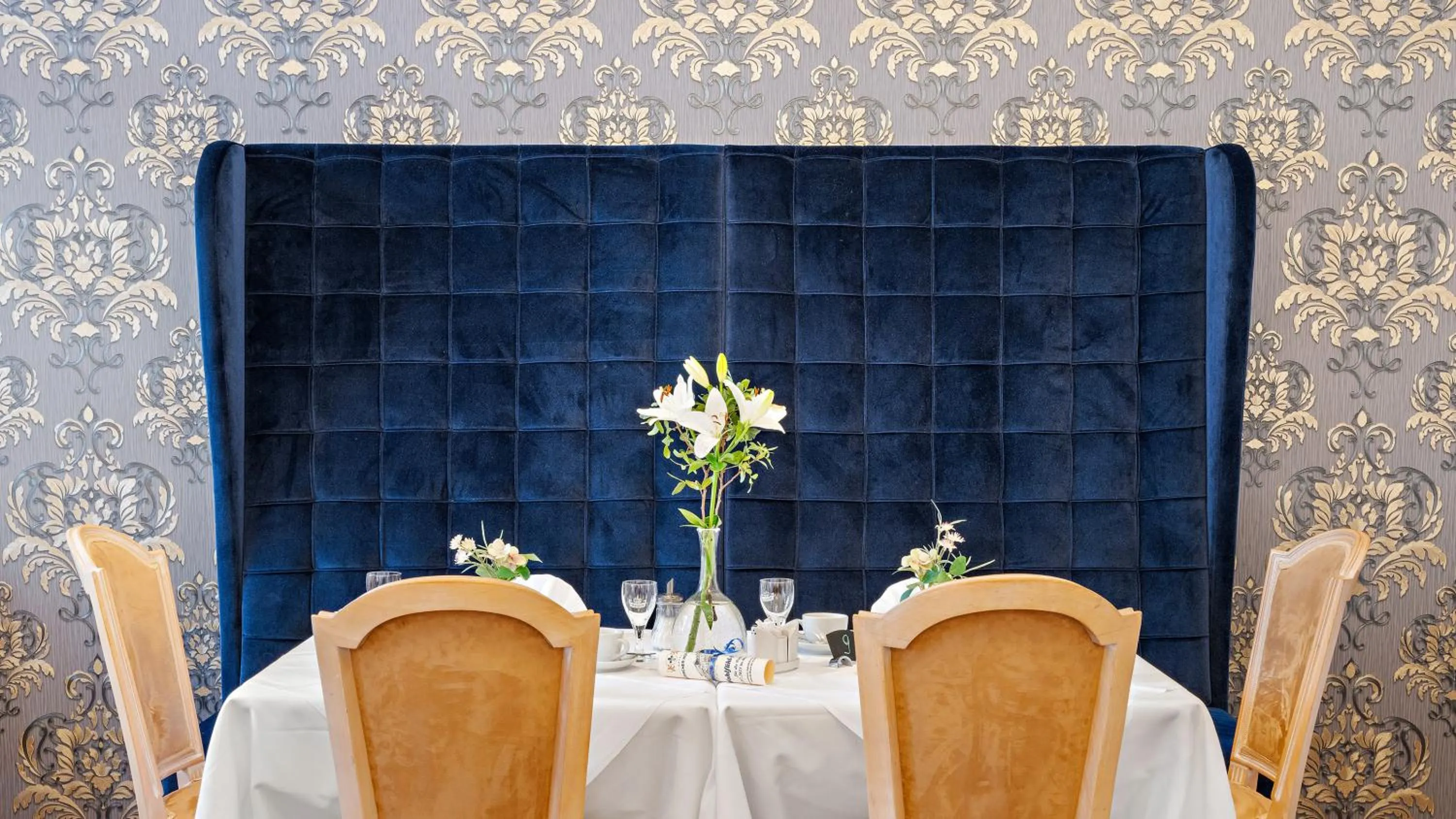 Breakfast in Hotel Bayerischer Hof Dresden