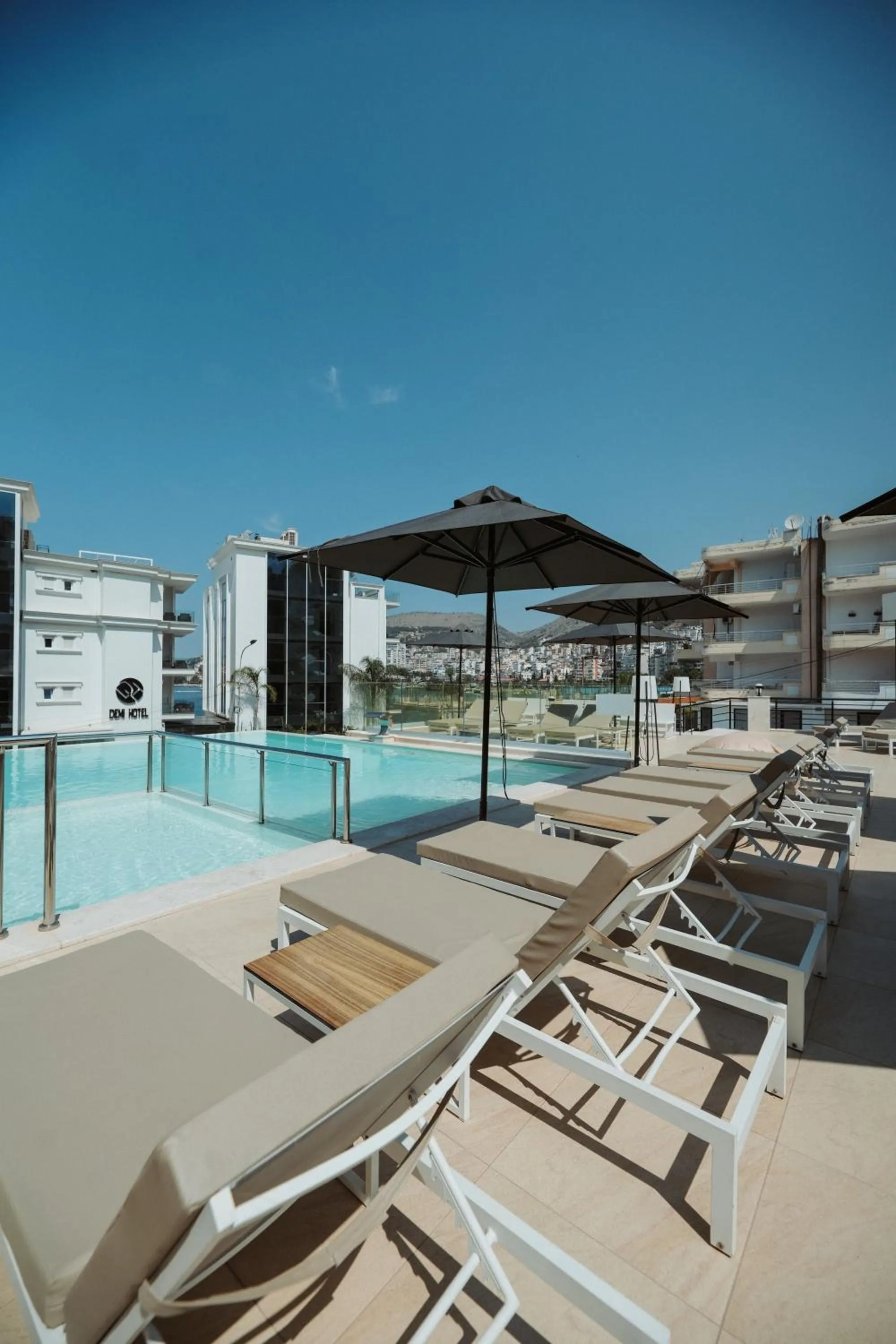 Swimming pool in Hotel Agimi