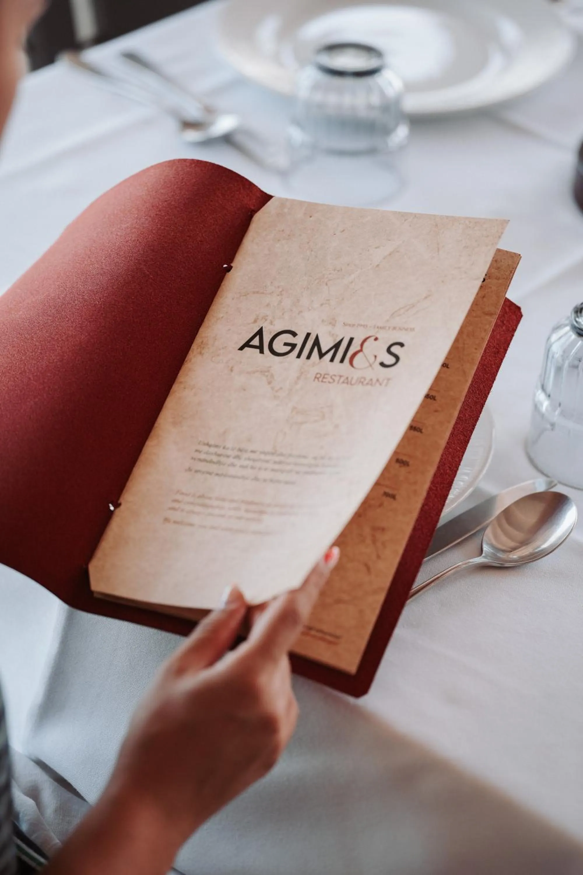 Restaurant/places to eat in Hotel Agimi