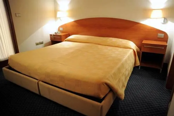 Bedroom in Hotel Vittoria