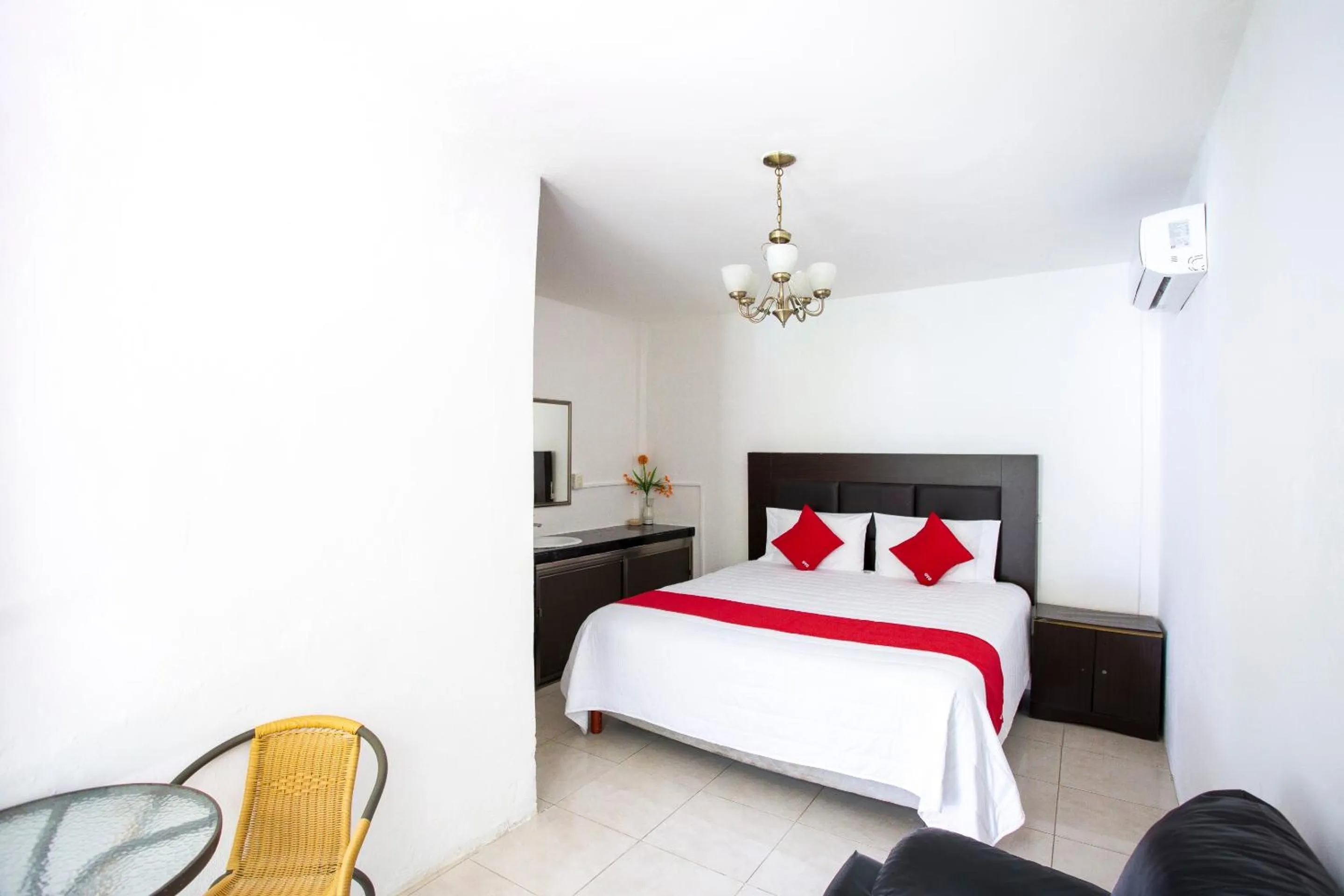 Bedroom, Bed in OYO Hotel Rio Chetumal