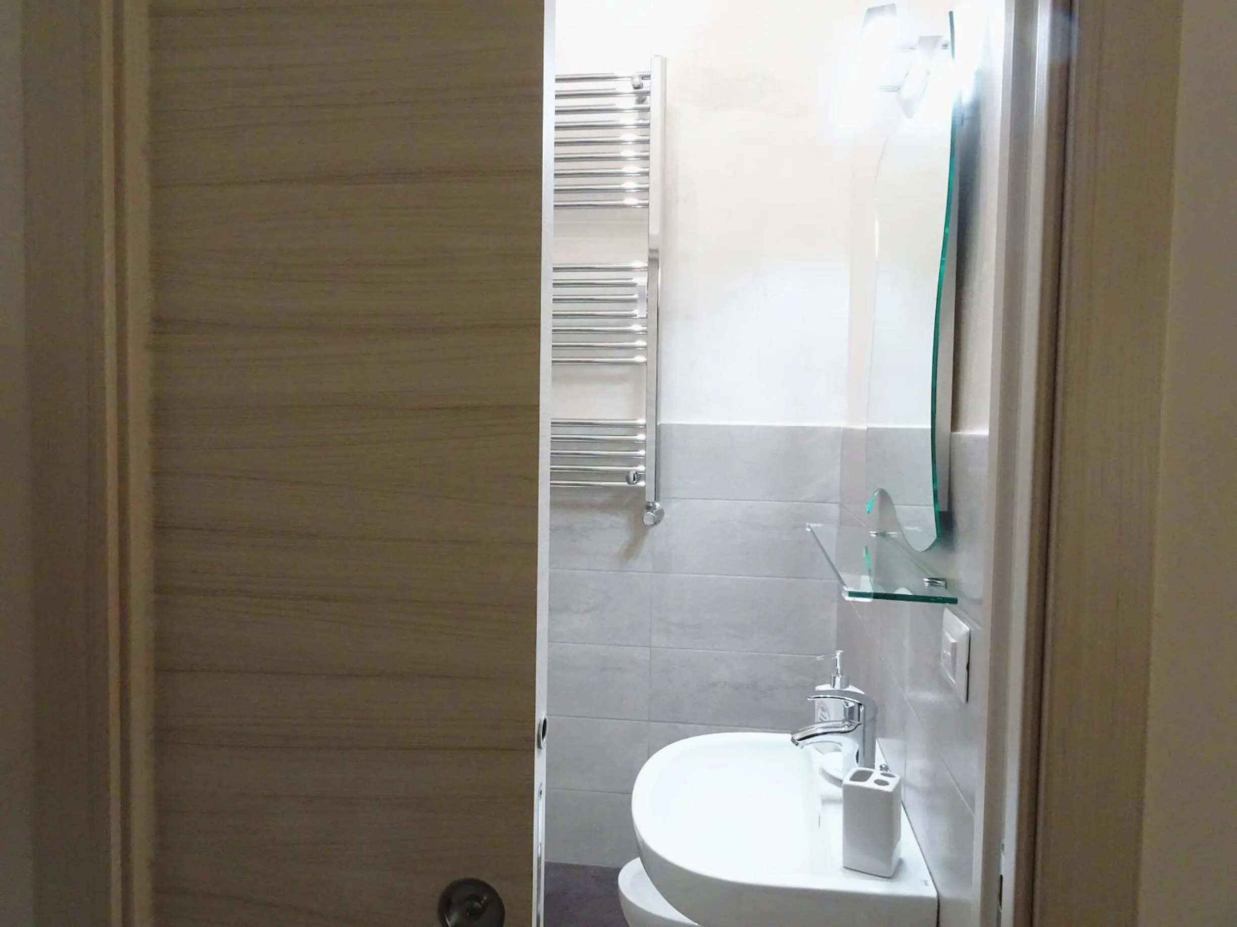 Bathroom in Bed & Breakfast a Capua Adiacente al Duomo - IL VICOLO