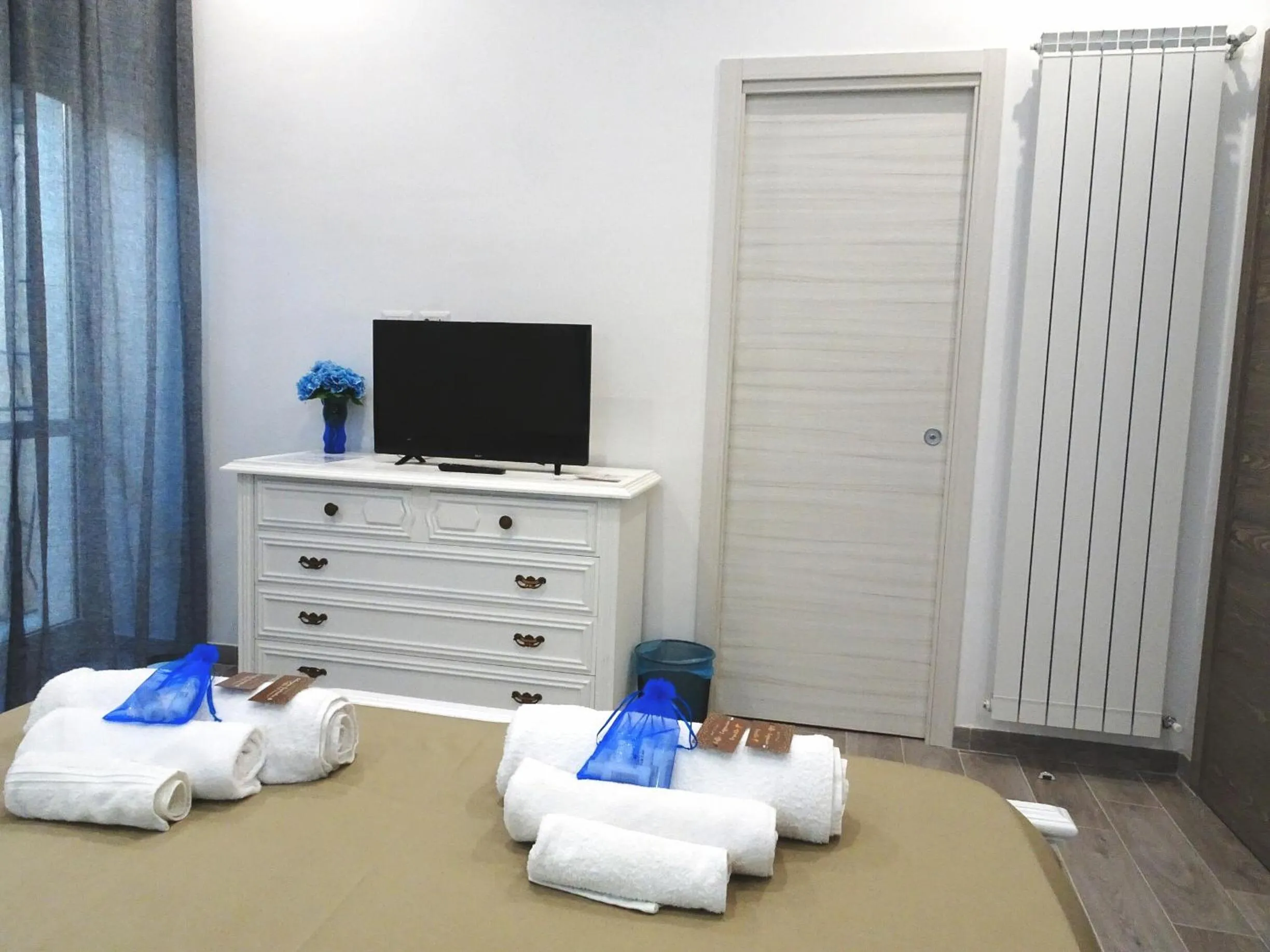 TV and multimedia in Bed & Breakfast a Capua Adiacente al Duomo - IL VICOLO