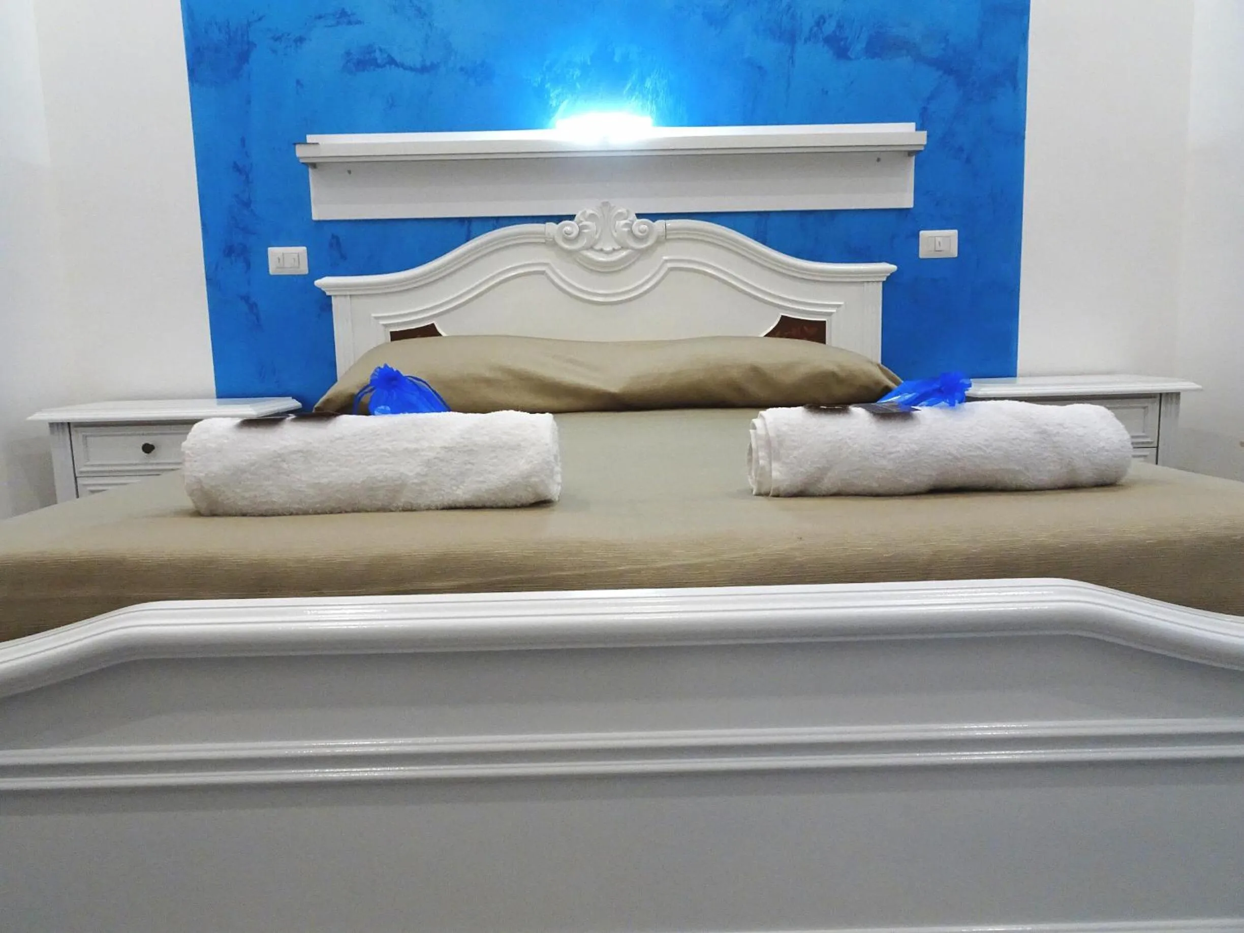 Bed in Bed & Breakfast a Capua Adiacente al Duomo - IL VICOLO