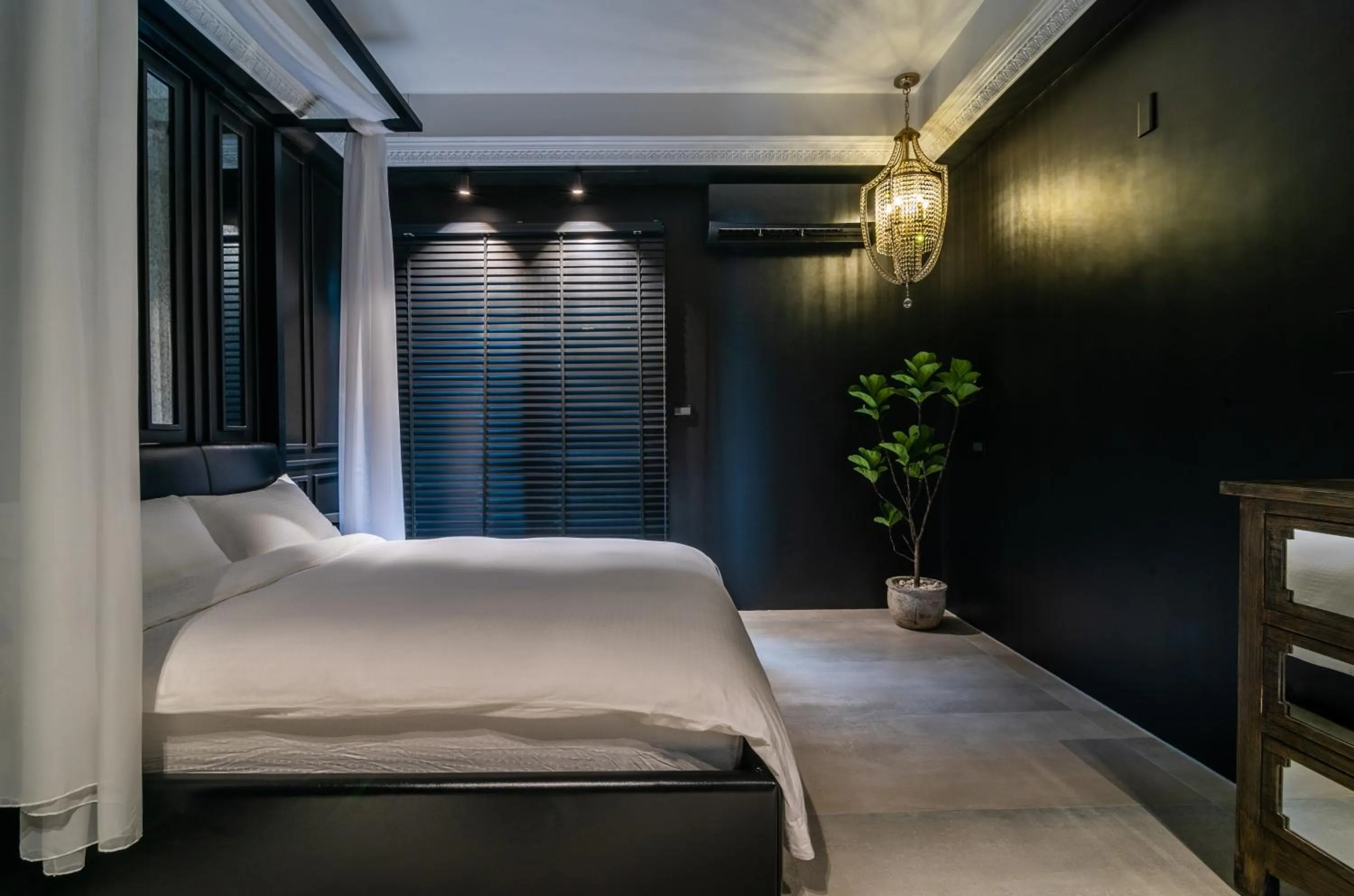 Bed in Olivia Boutique Hotel